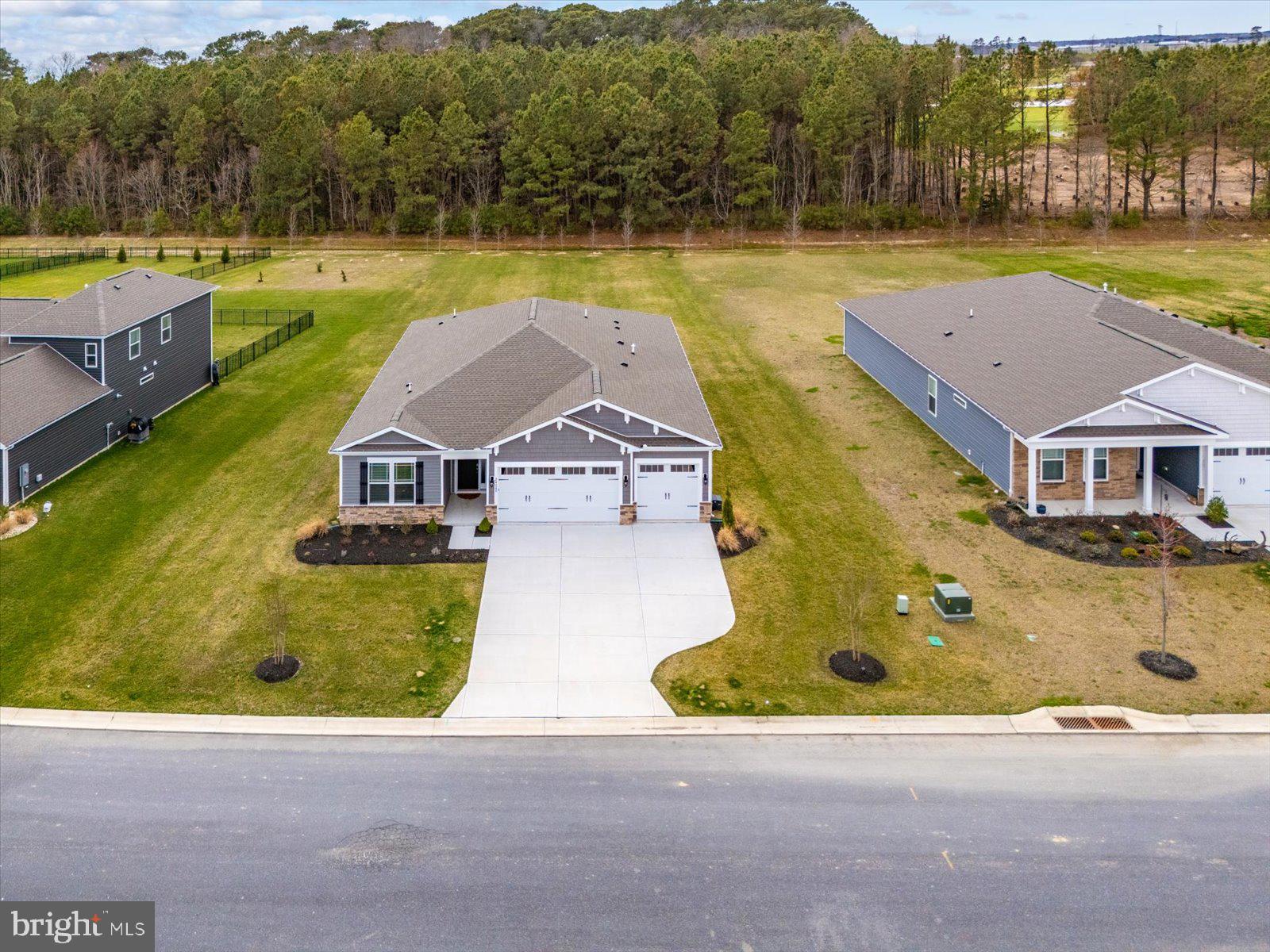 WOODFIELD PRESERVE - Residential