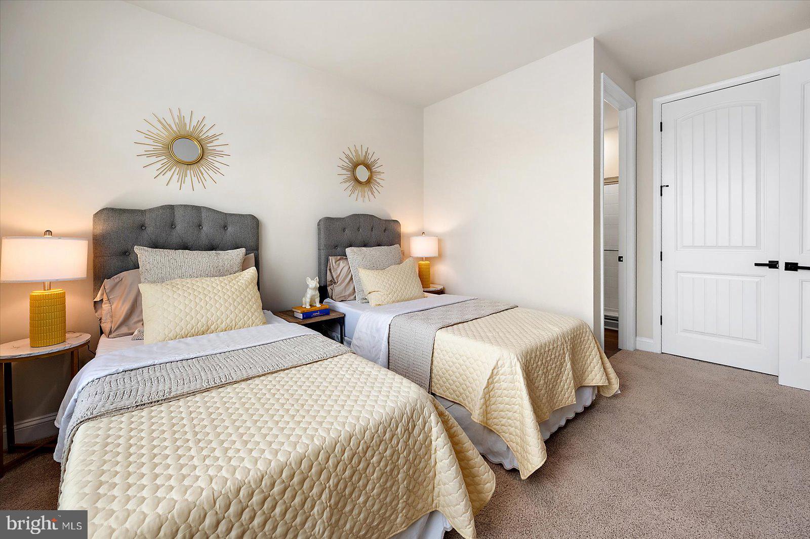 WOODFIELD PRESERVE - Residential