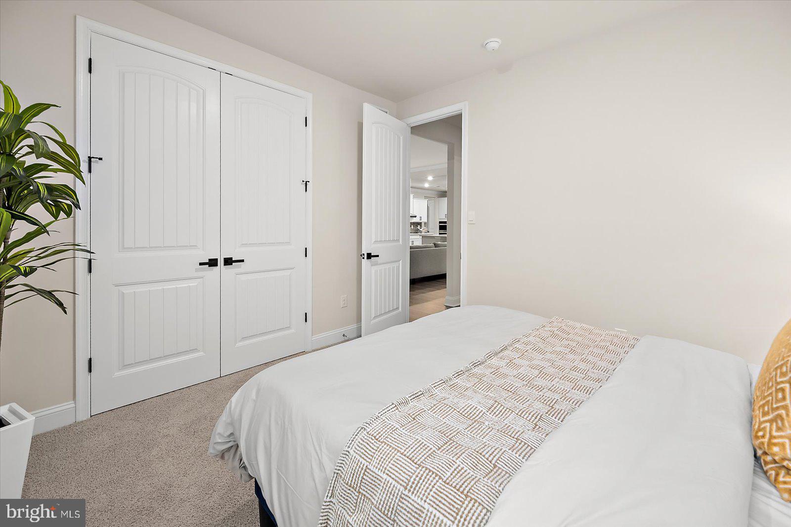 WOODFIELD PRESERVE - Residential