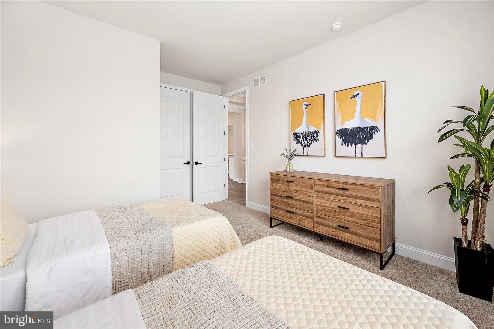 WOODFIELD PRESERVE - Residential