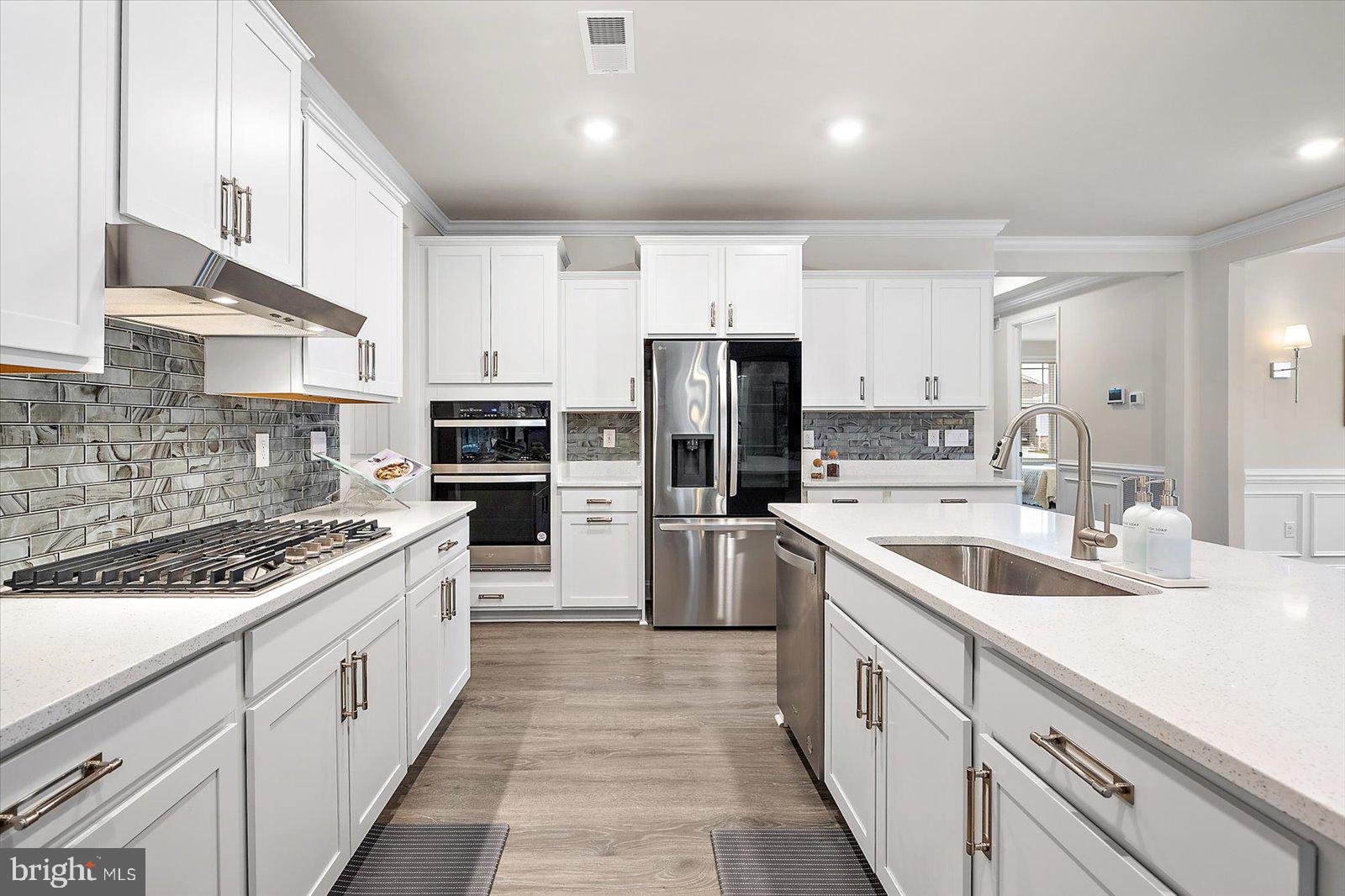 WOODFIELD PRESERVE - Residential