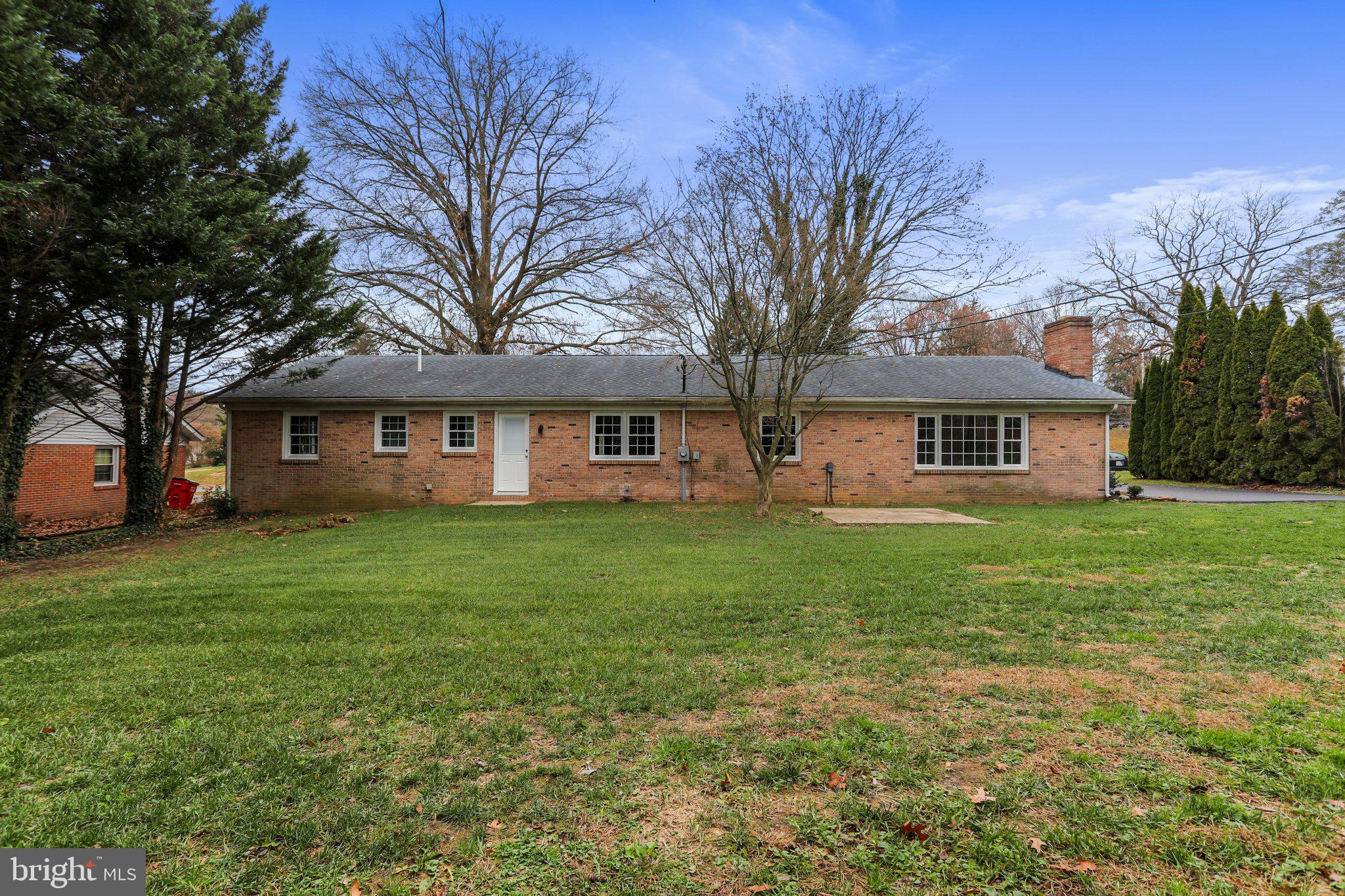 SPRING VALLEY - Residential