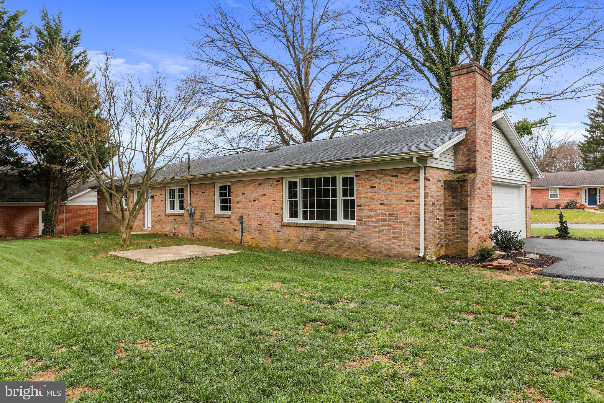 SPRING VALLEY - Residential