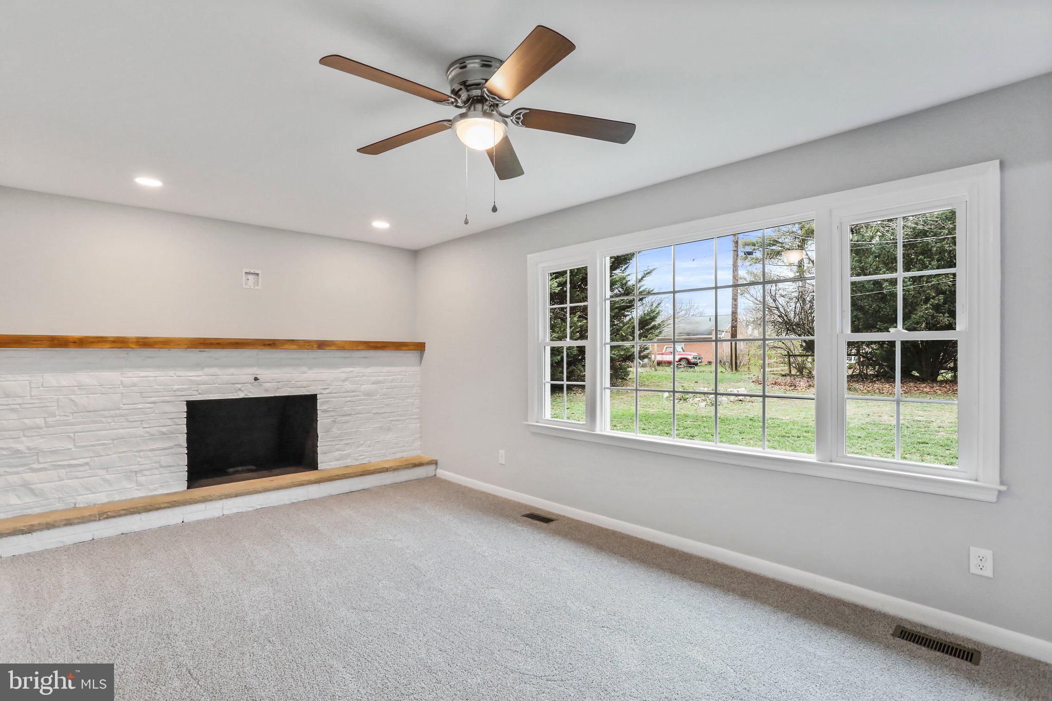 SPRING VALLEY - Residential