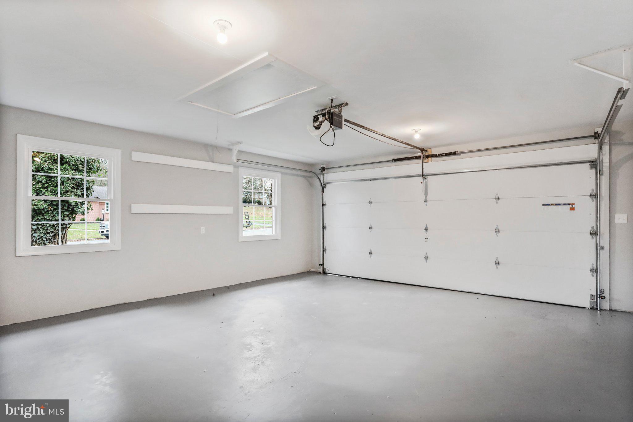 SPRING VALLEY - Residential