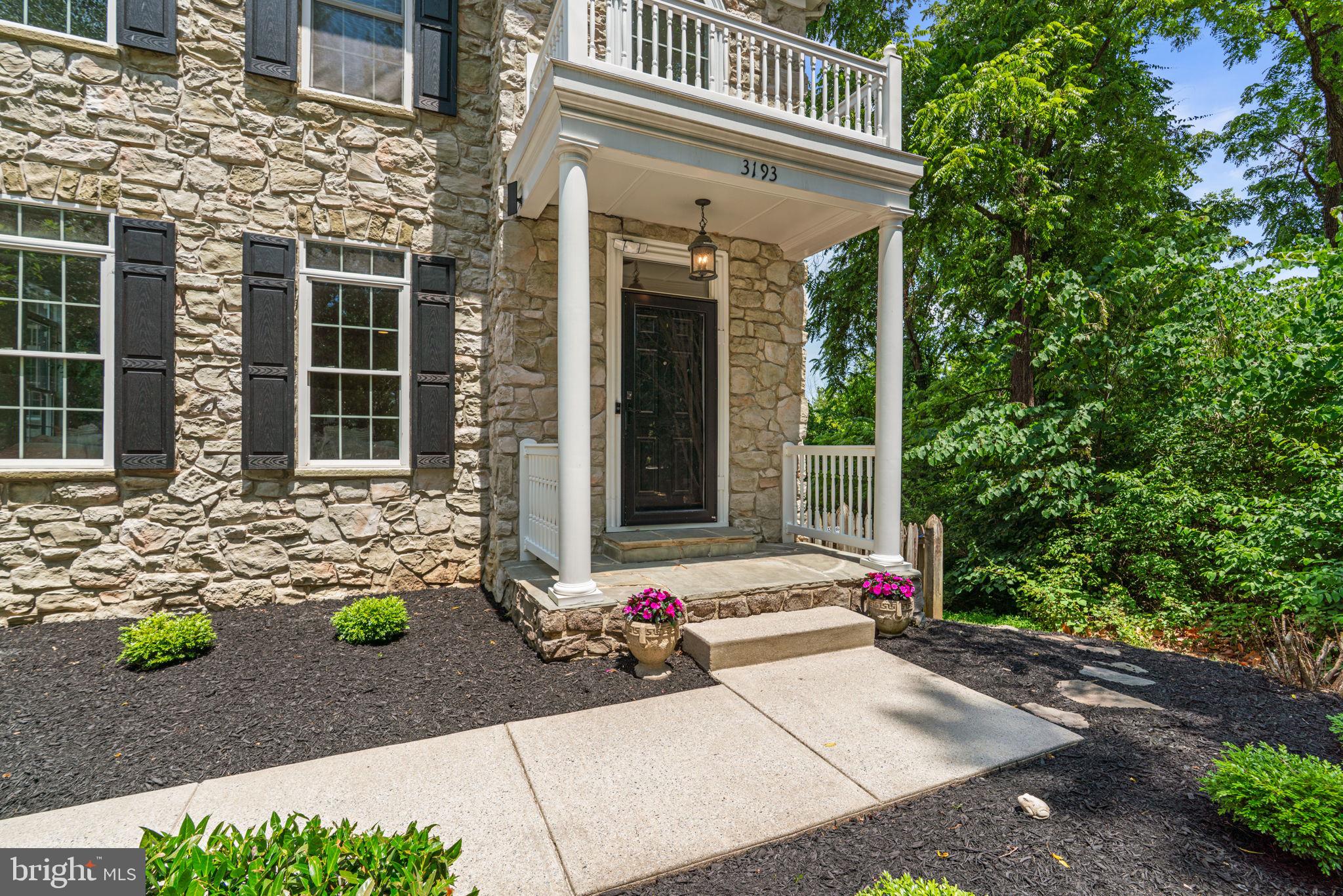 3193 SAINT CHARLES PLACE