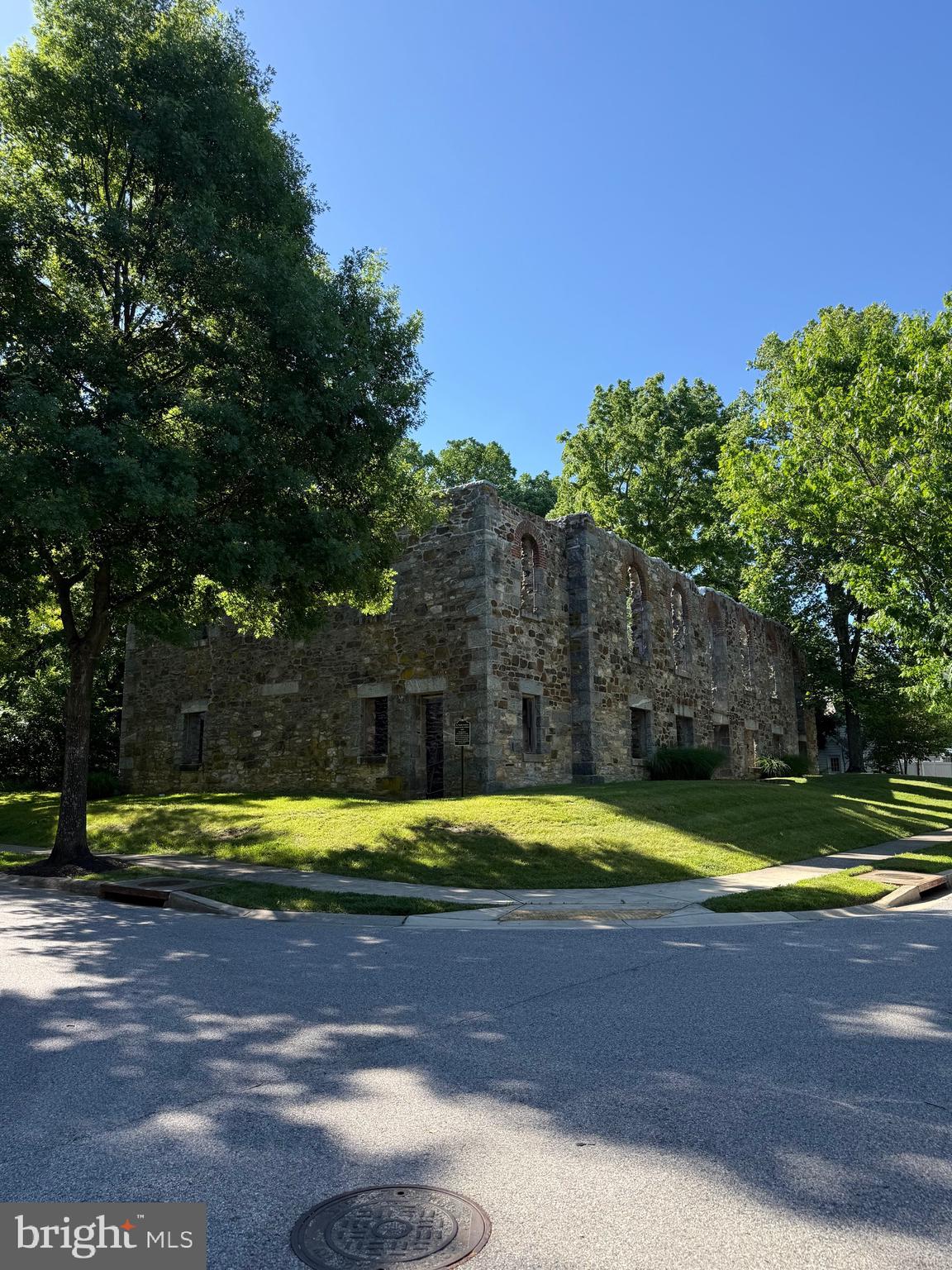 3193 SAINT CHARLES PLACE