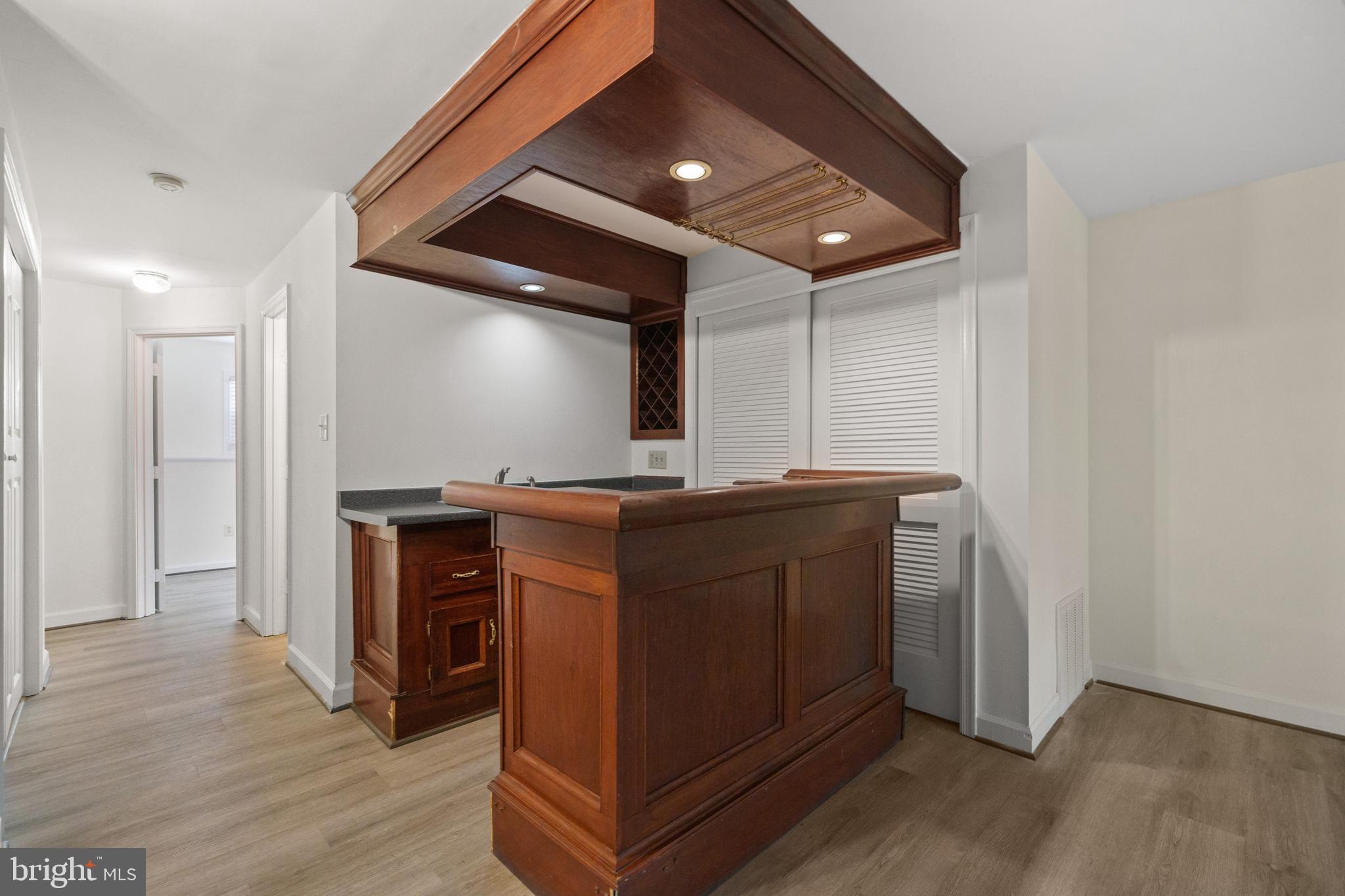 COMPTON VALLEY ESTATES - Residential