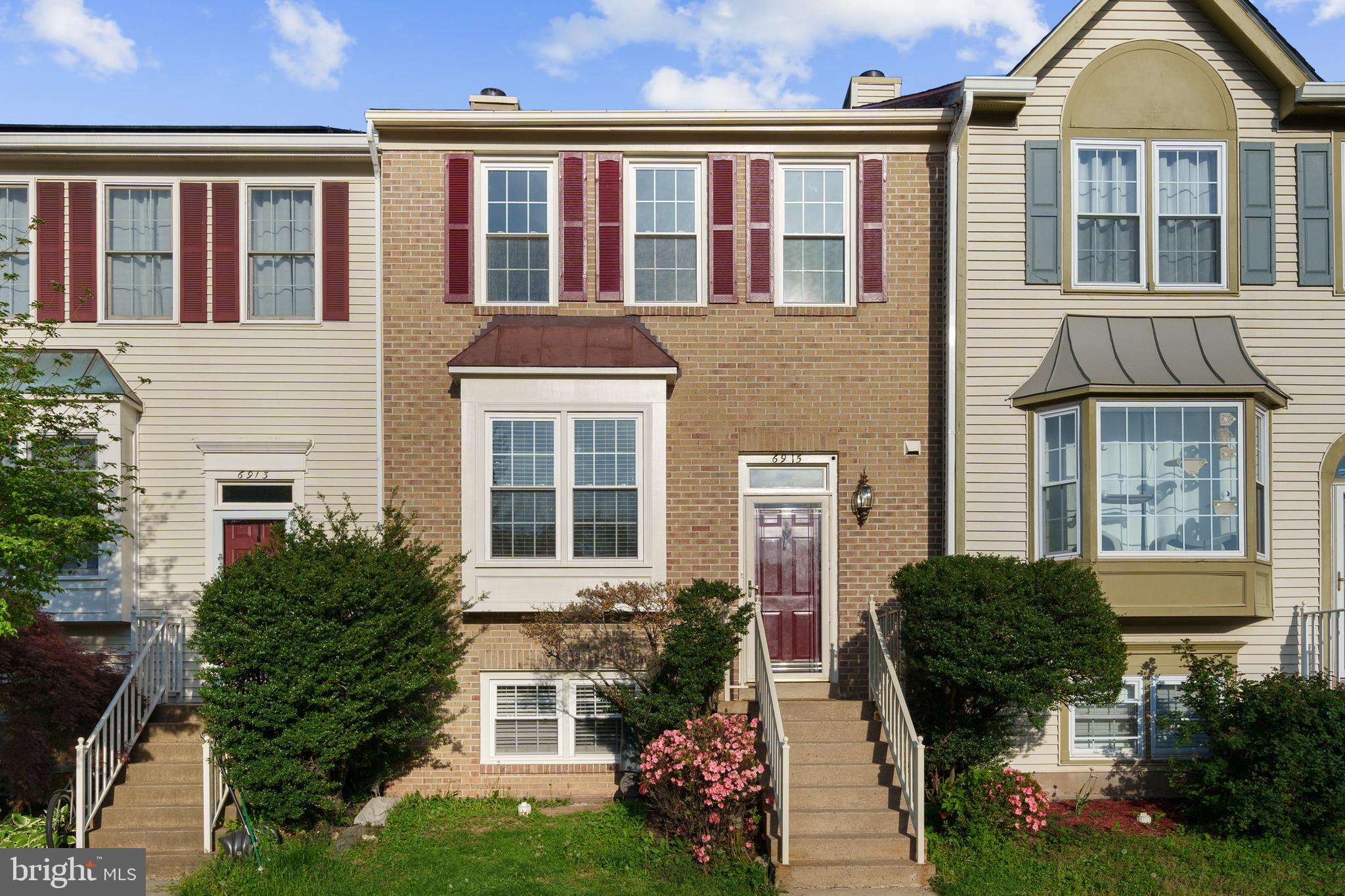 COMPTON VALLEY ESTATES - Residential