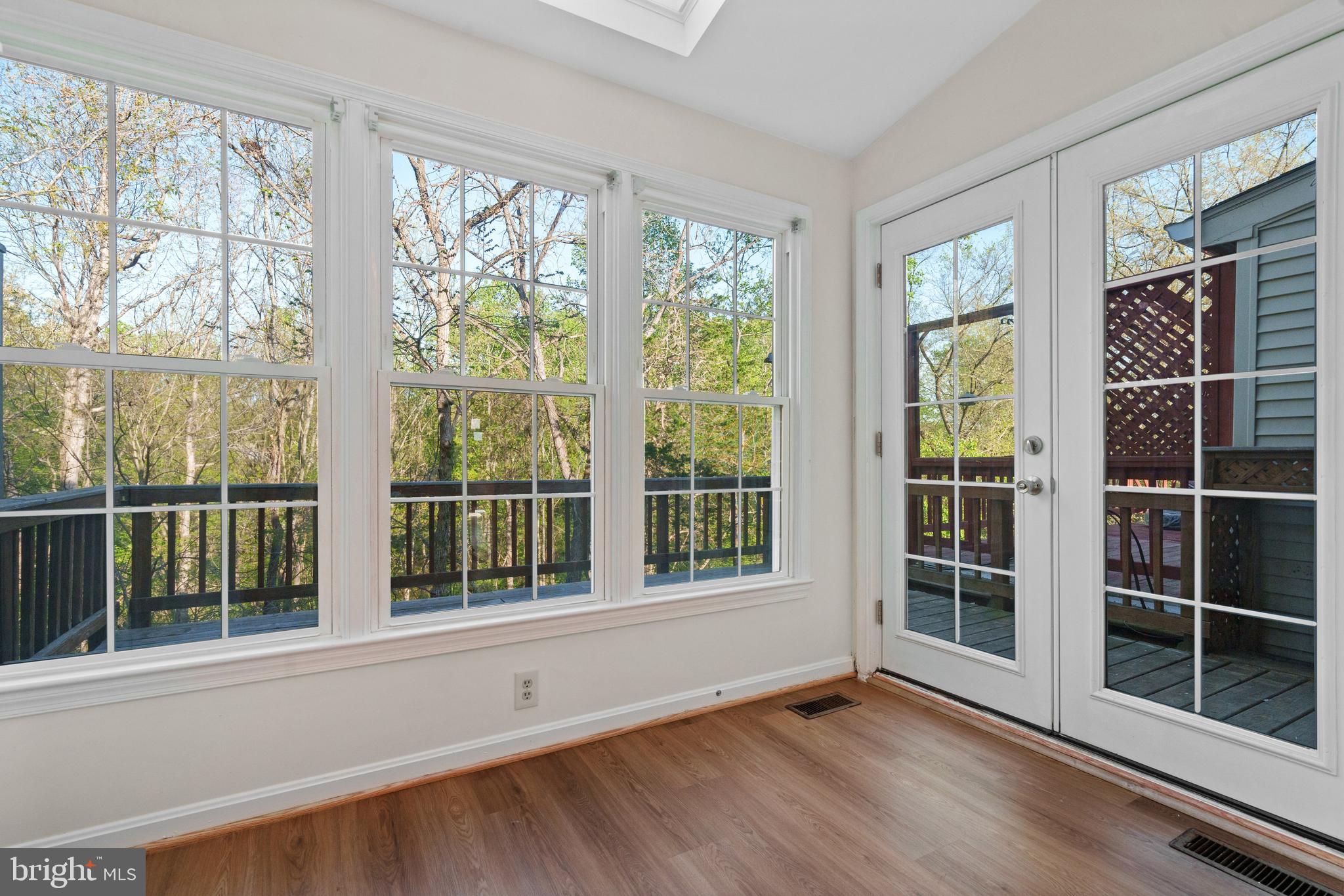 COMPTON VALLEY ESTATES - Residential