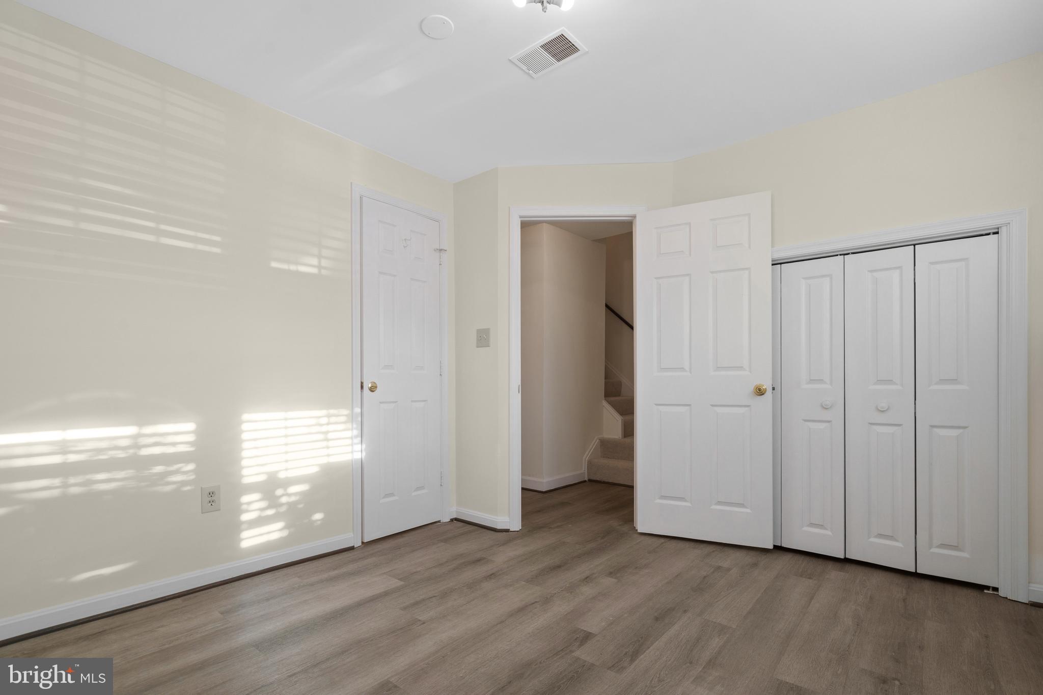 COMPTON VALLEY ESTATES - Residential