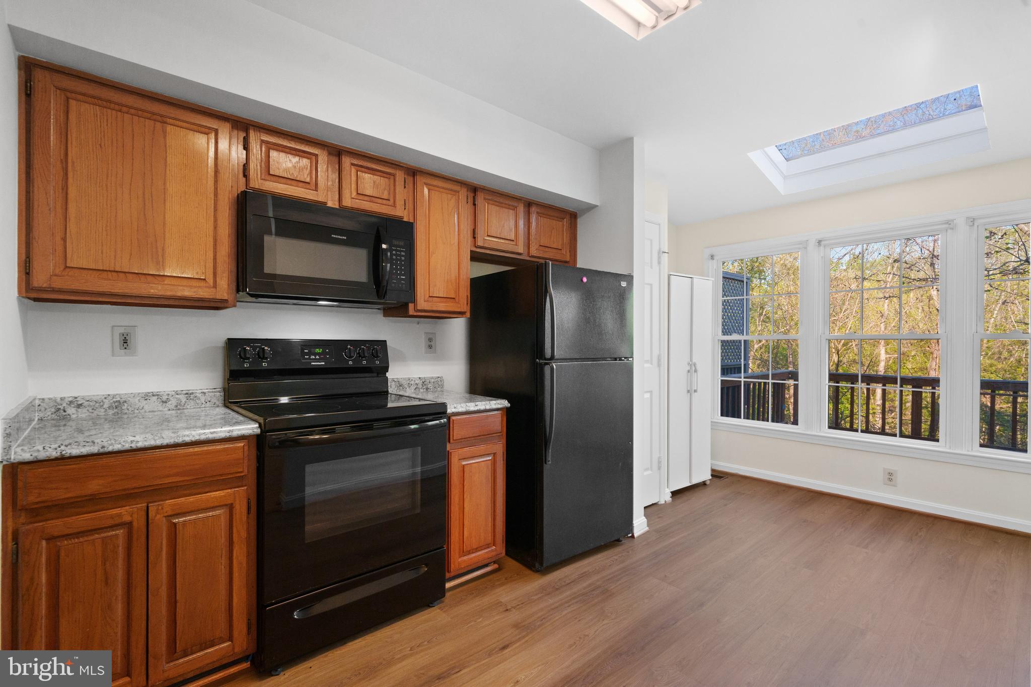 COMPTON VALLEY ESTATES - Residential