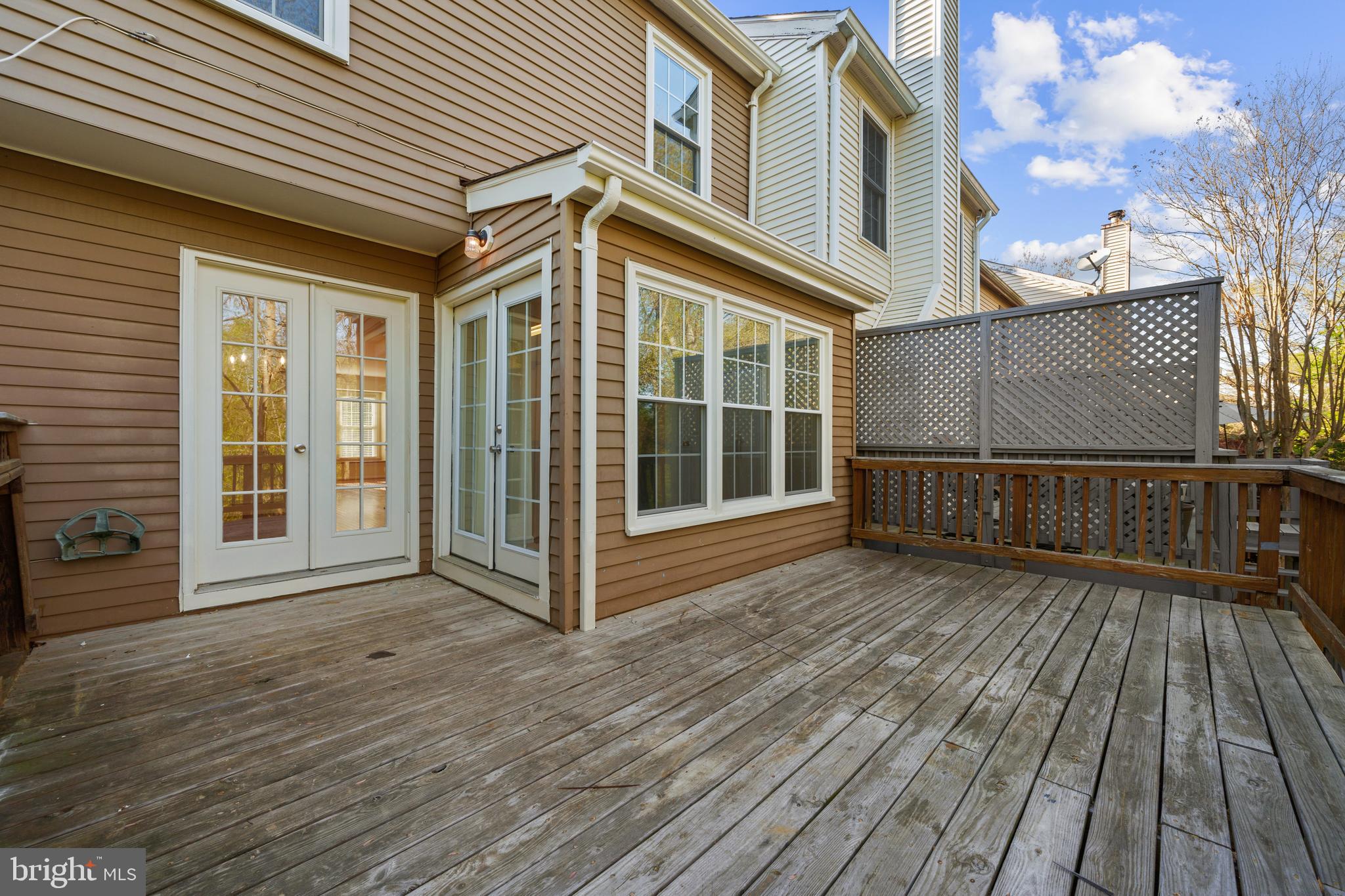 COMPTON VALLEY ESTATES - Residential