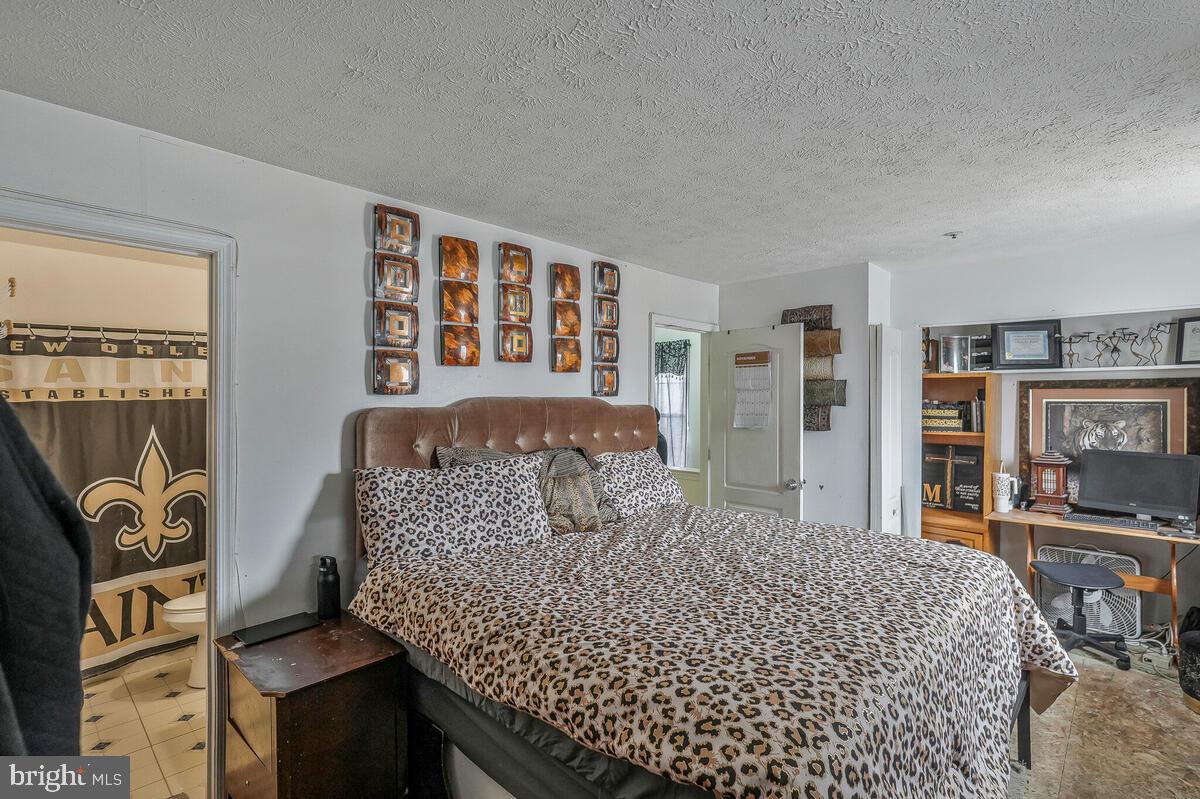 ROYAL PLAZA - Residential