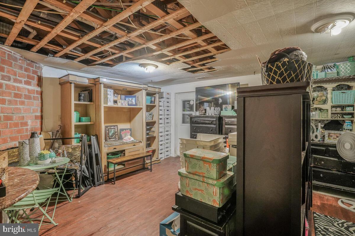 ROYAL PLAZA - Residential