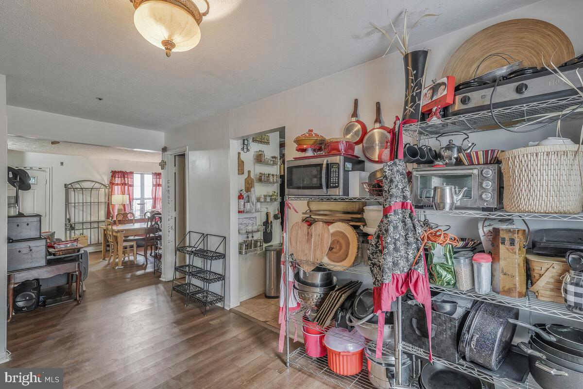 ROYAL PLAZA - Residential