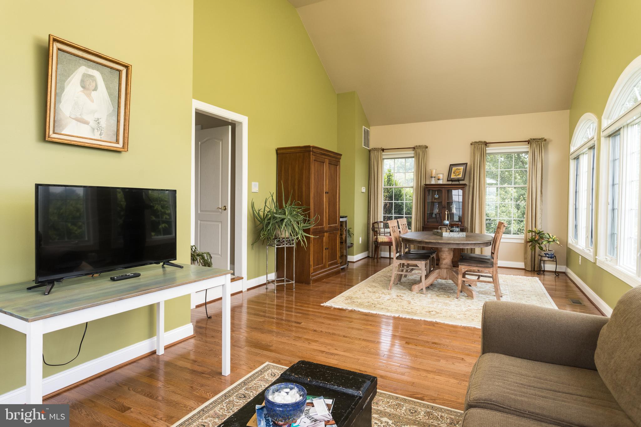 WILLOW VALE FARMS - Residential