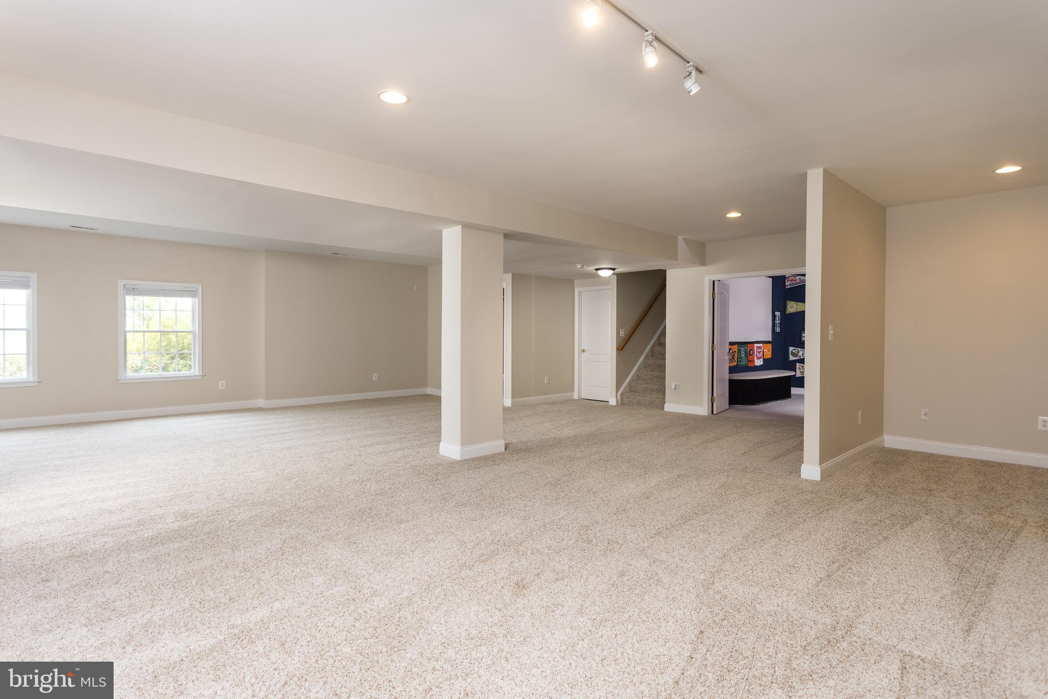 WILLOW VALE FARMS - Residential