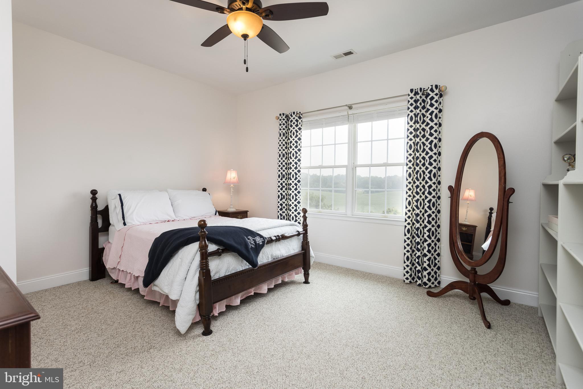 WILLOW VALE FARMS - Residential