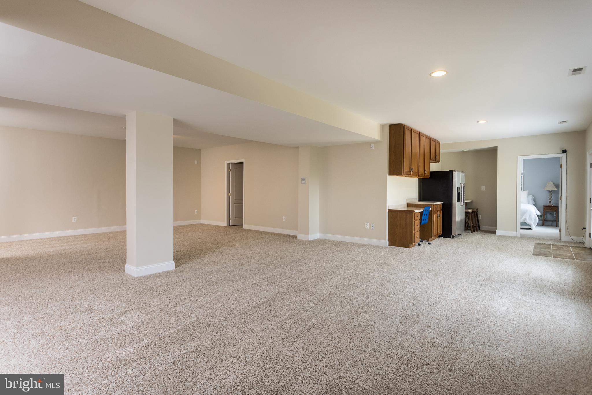 WILLOW VALE FARMS - Residential