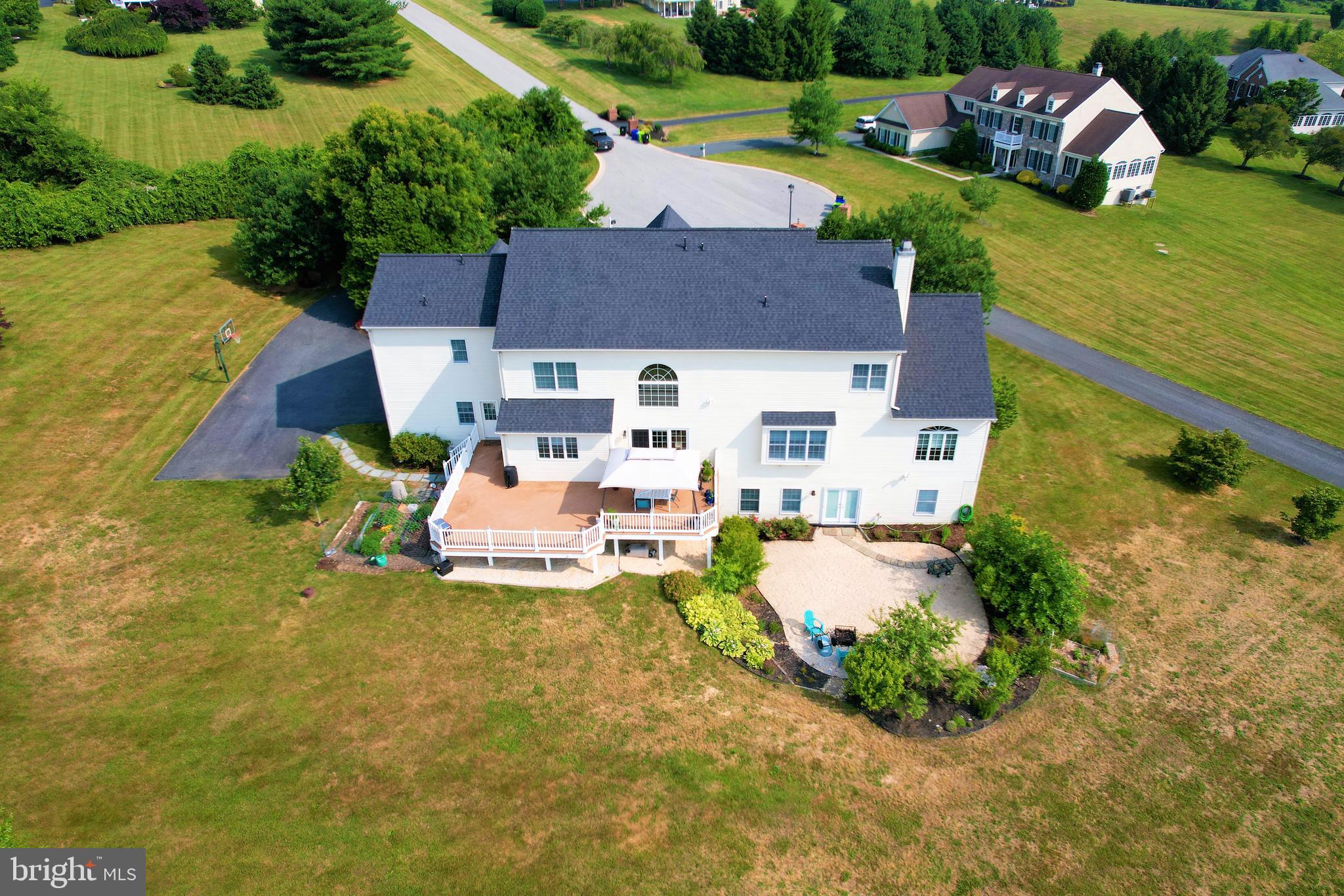 WILLOW VALE FARMS - Residential