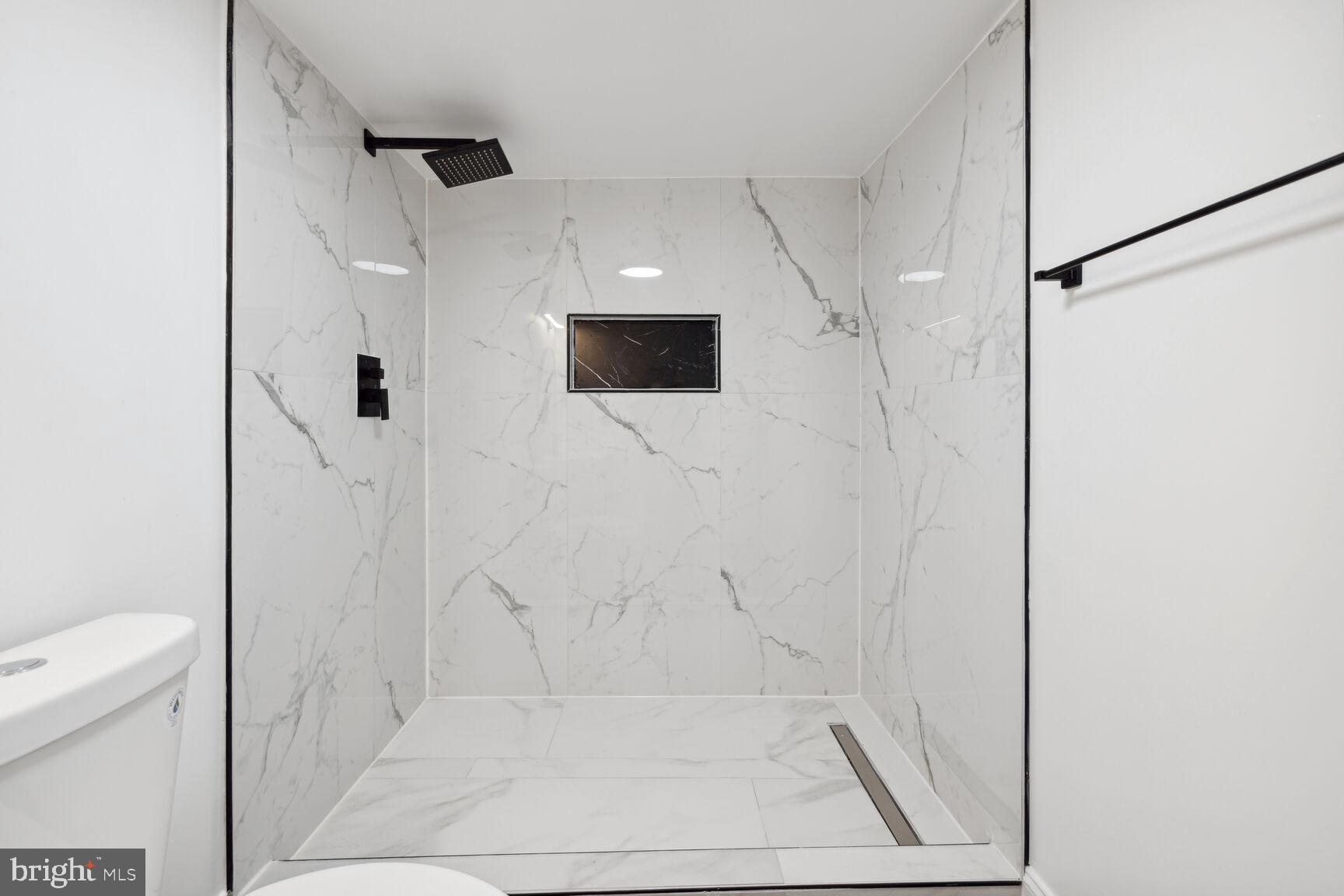 EMORY GROVE HILLS - Residential