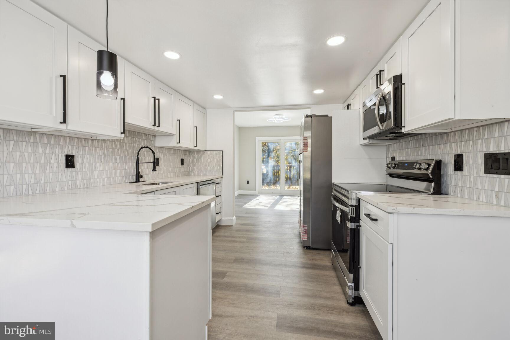 EMORY GROVE HILLS - Residential