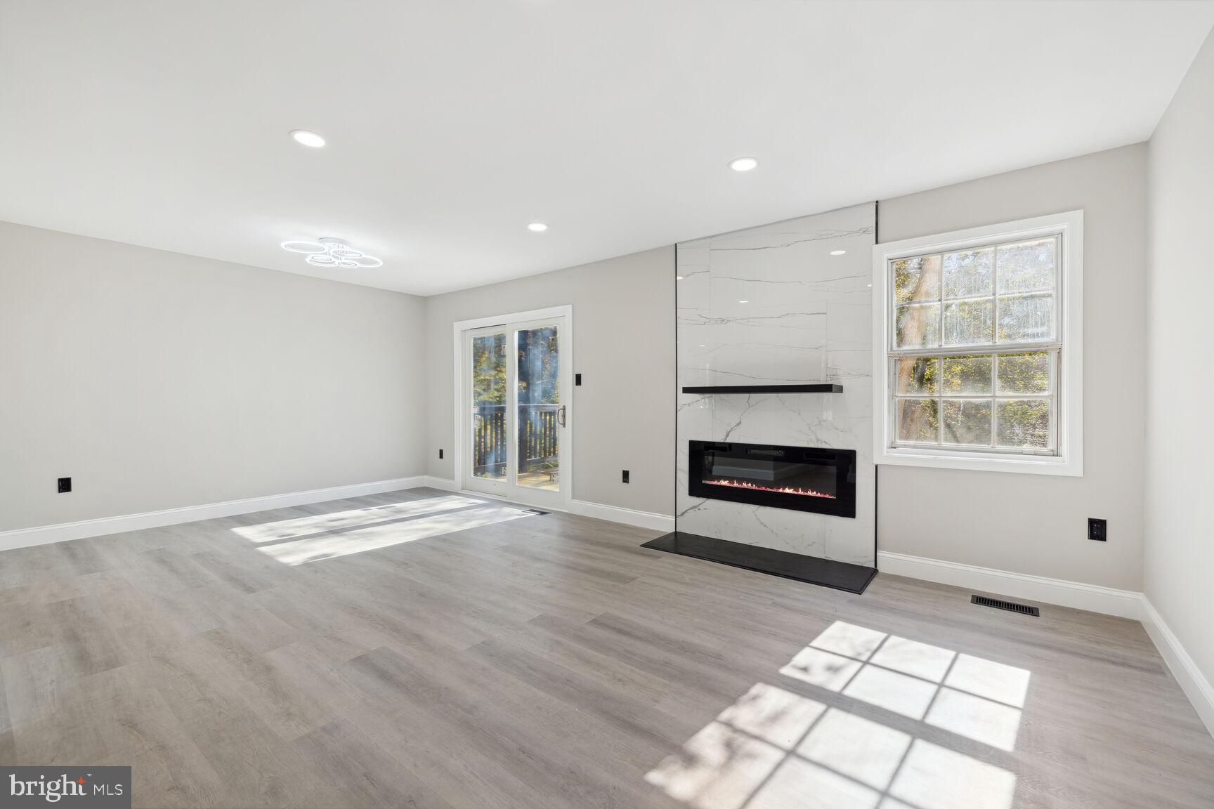 EMORY GROVE HILLS - Residential