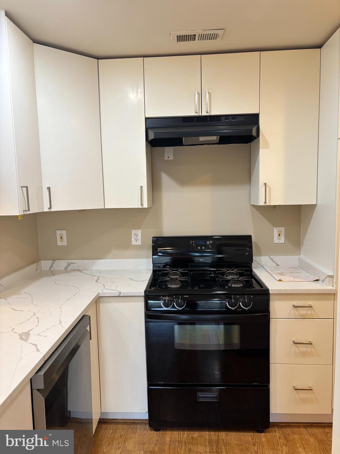 FOUNTAIN HILLS - Residential Lease