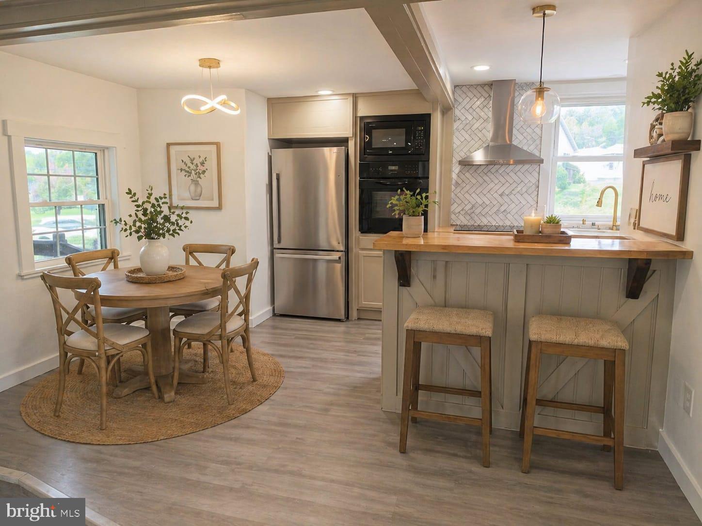 ANGELICA PINES - Residential