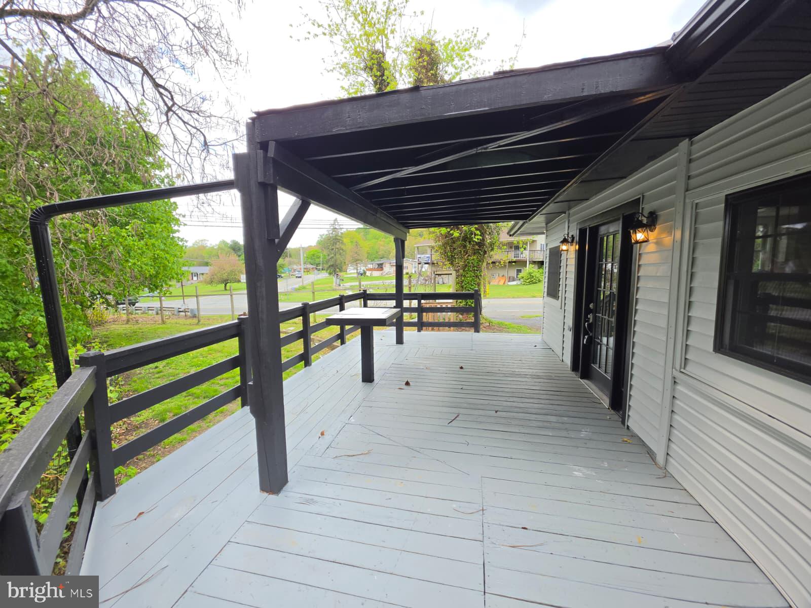 ANGELICA PINES - Residential