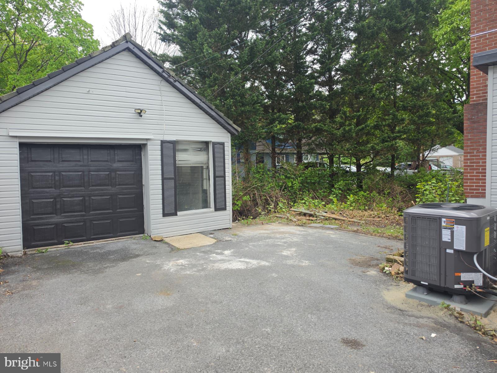 ANGELICA PINES - Residential