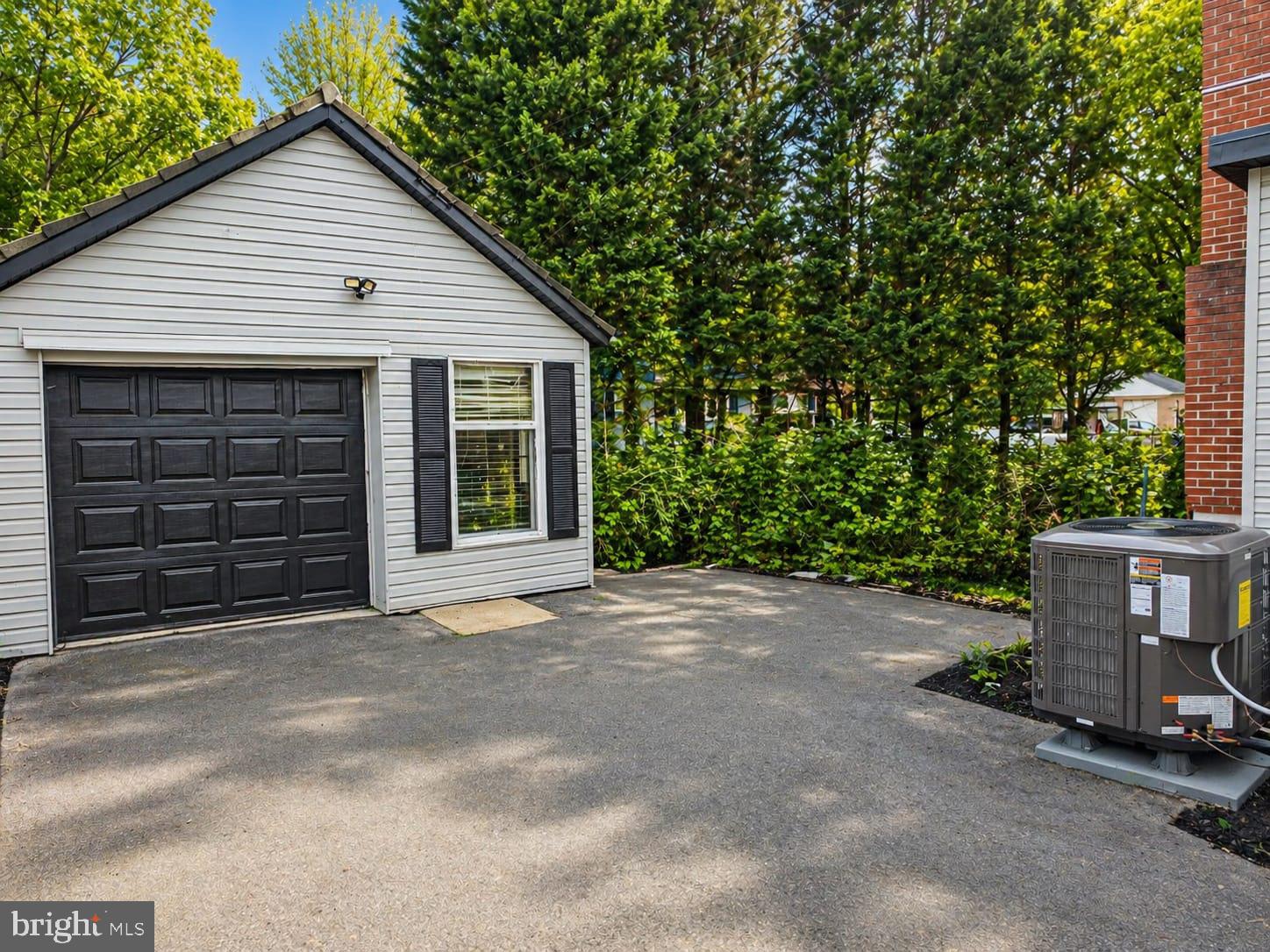 ANGELICA PINES - Residential