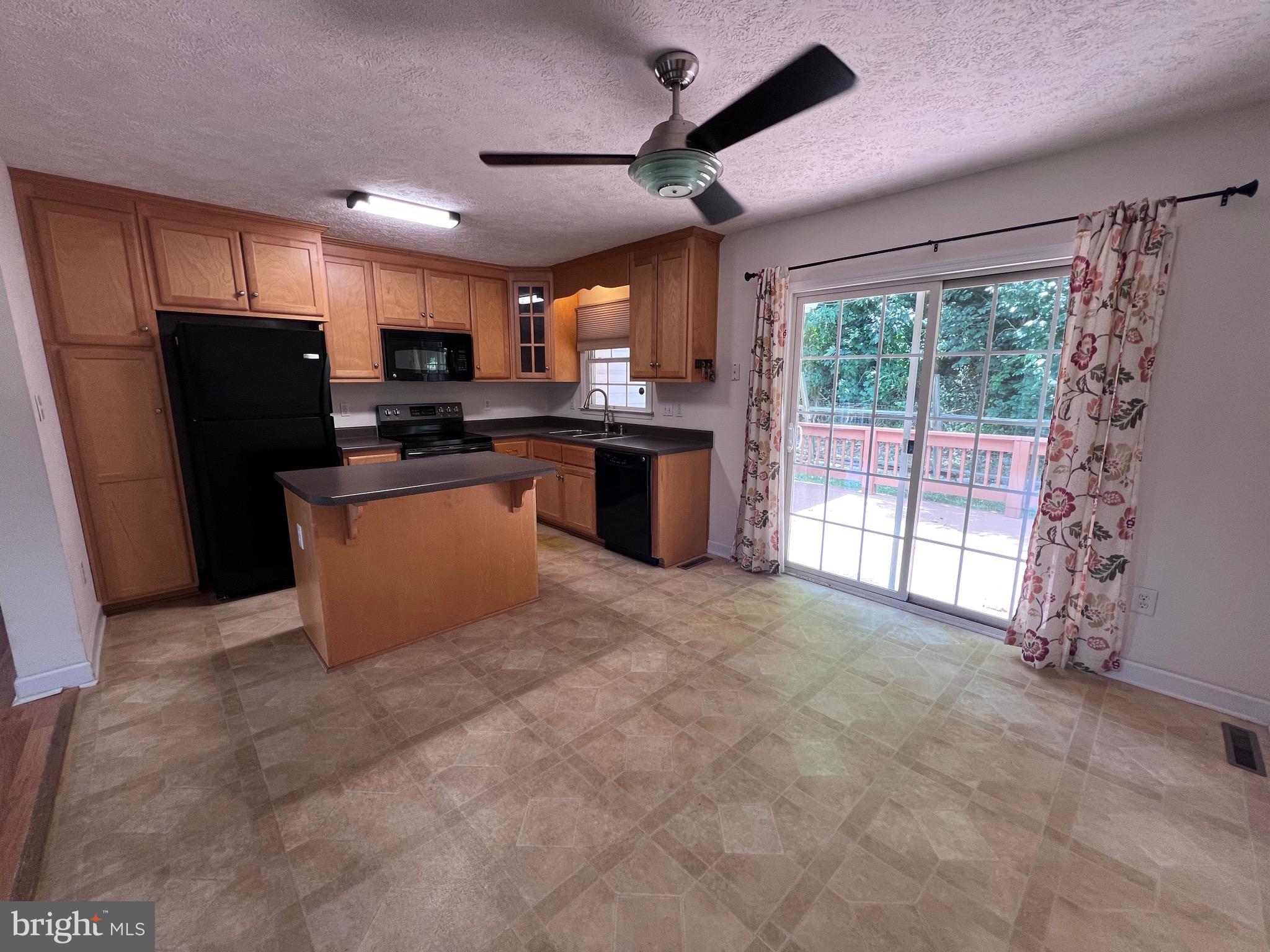 SOUTHRIDGE - Residential