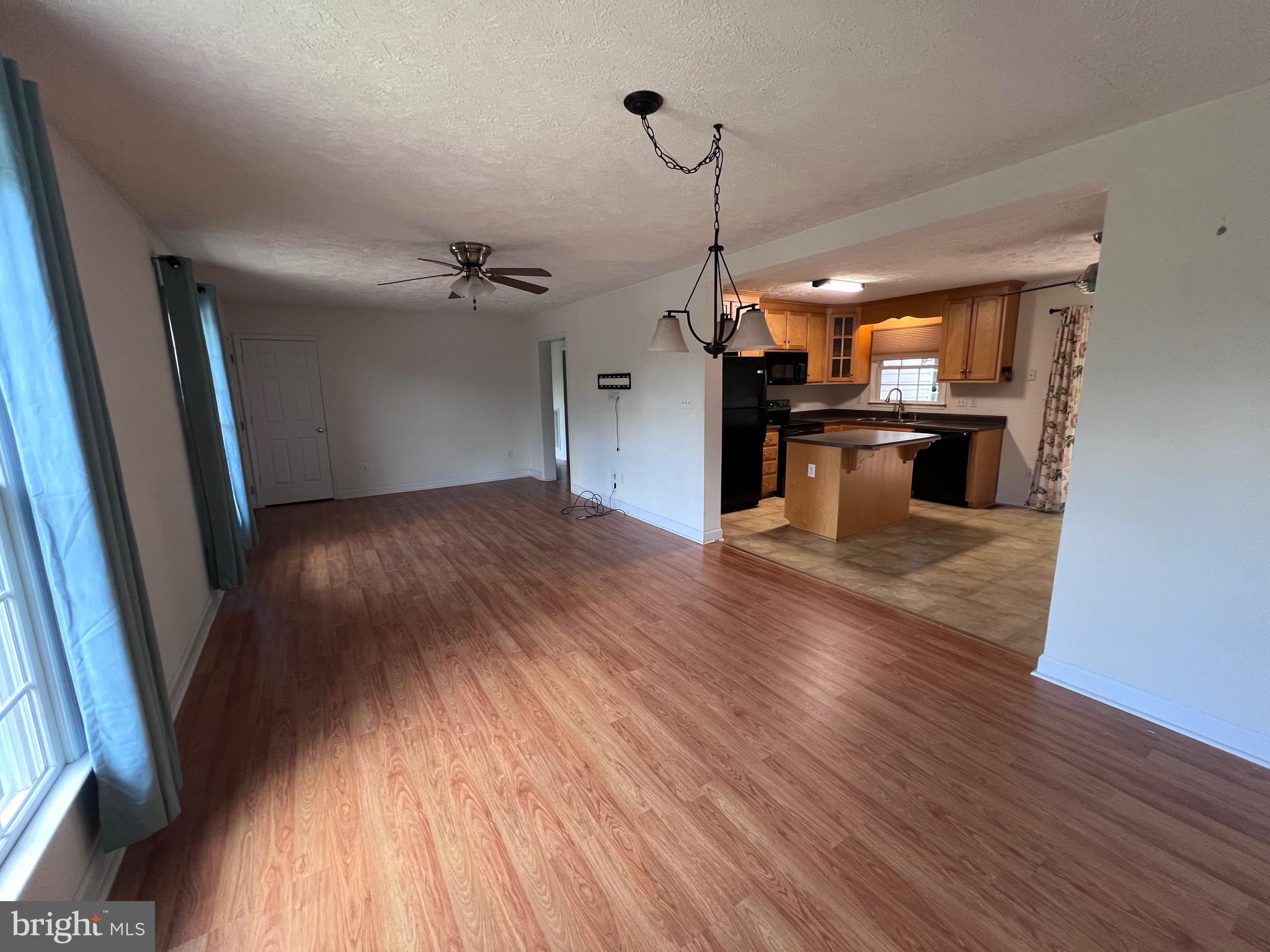 SOUTHRIDGE - Residential