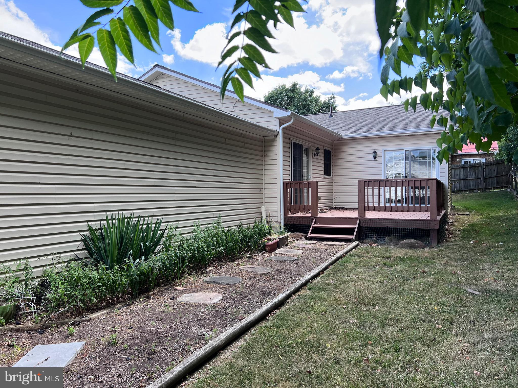 SOUTHRIDGE - Residential