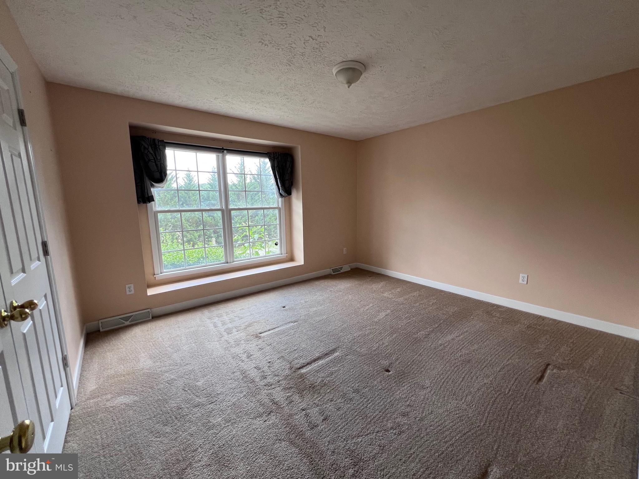 SOUTHRIDGE - Residential