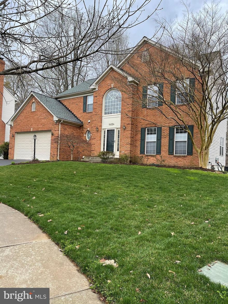 Sellers received and accepted a sight unseen offer.   Kingsview Ridge Meticulously Maintained Brick Front Colonial.  Located in a cul de sac backing an extension of the Hoyles Mill Conservation Park, this home is in an ideal location.   Sellers have loved this home for 17 years.  The view from the deck into the conservation area is peaceful and serene.   Home has New roof with transferrable warranty, lovely curb appeal and  generous sized room.   Seller to find Home of Choice