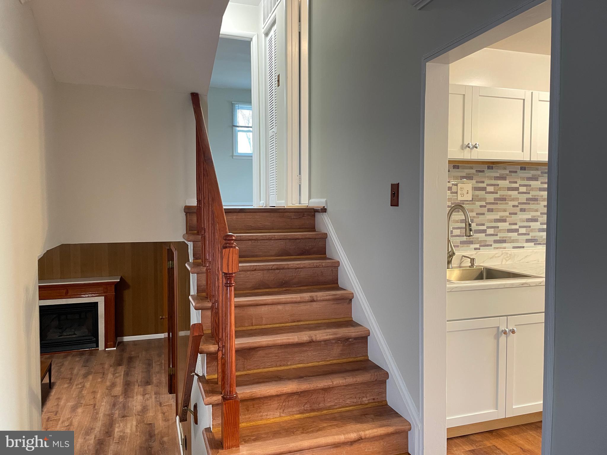 SUNNY RIDGE ESTATES - Residential Lease