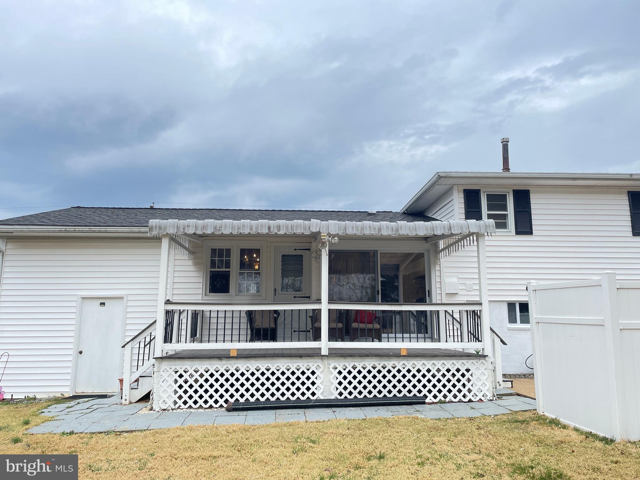 SUNNY RIDGE ESTATES - Residential Lease