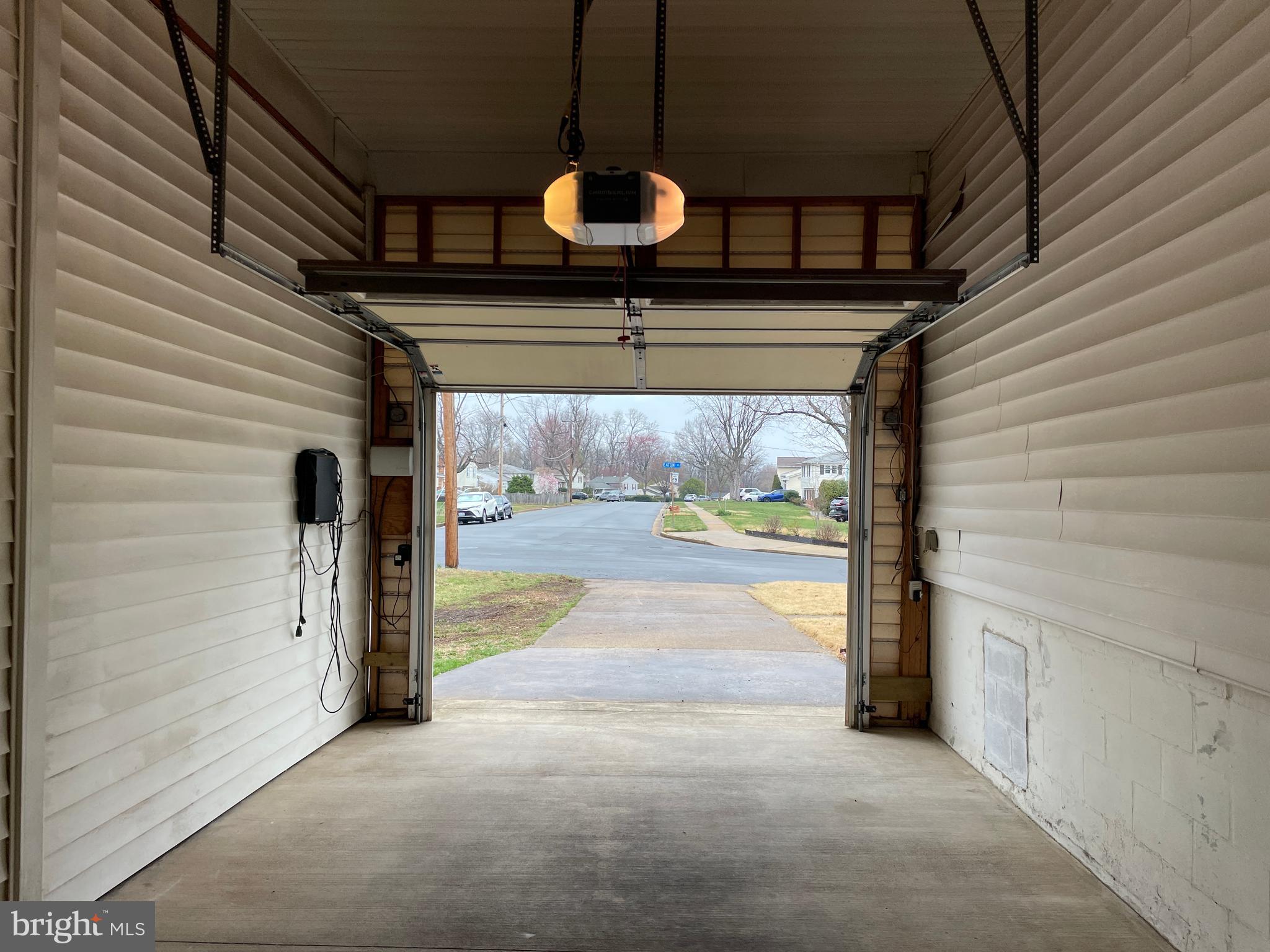 SUNNY RIDGE ESTATES - Residential Lease