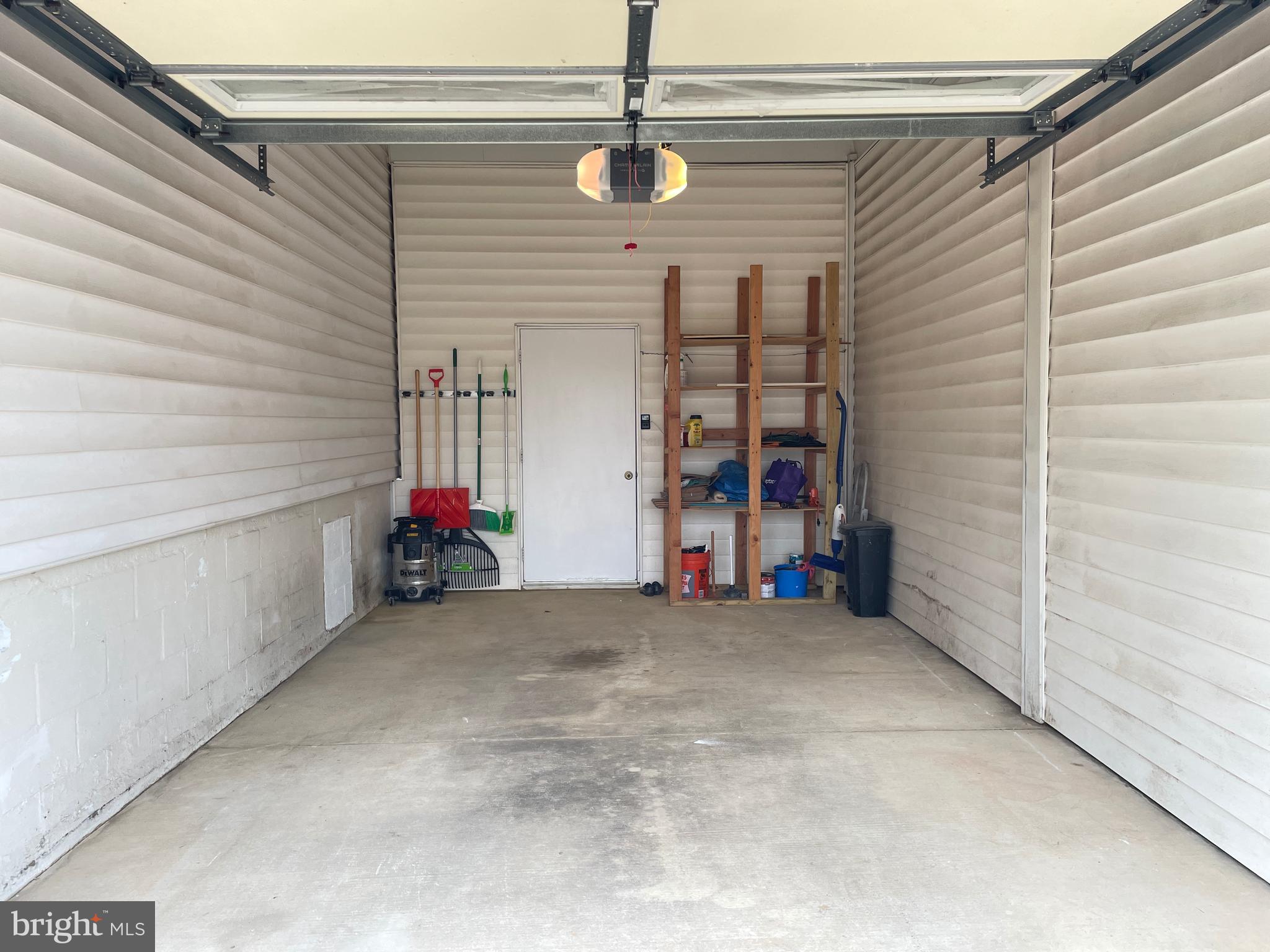 SUNNY RIDGE ESTATES - Residential Lease