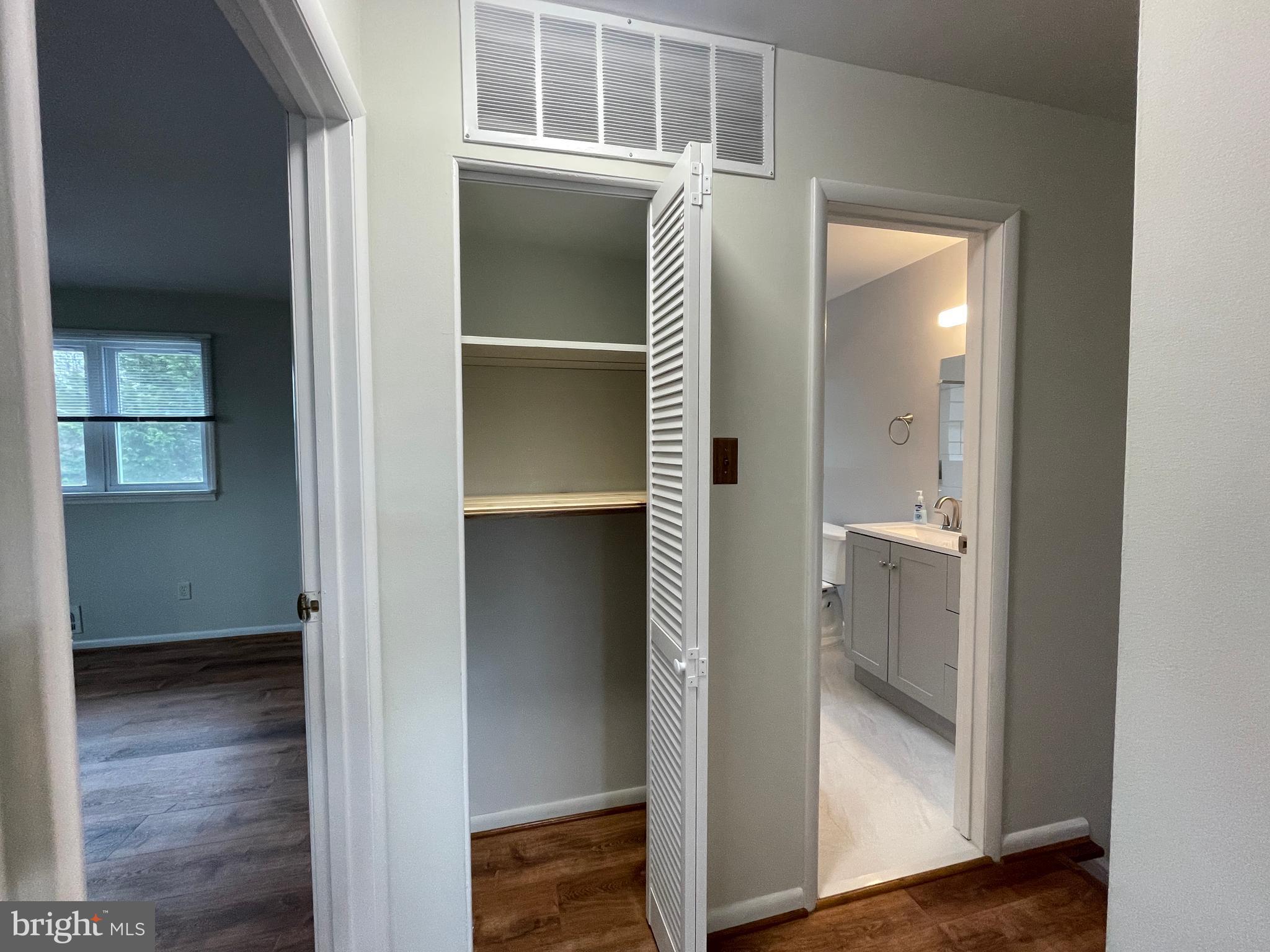 SUNNY RIDGE ESTATES - Residential Lease