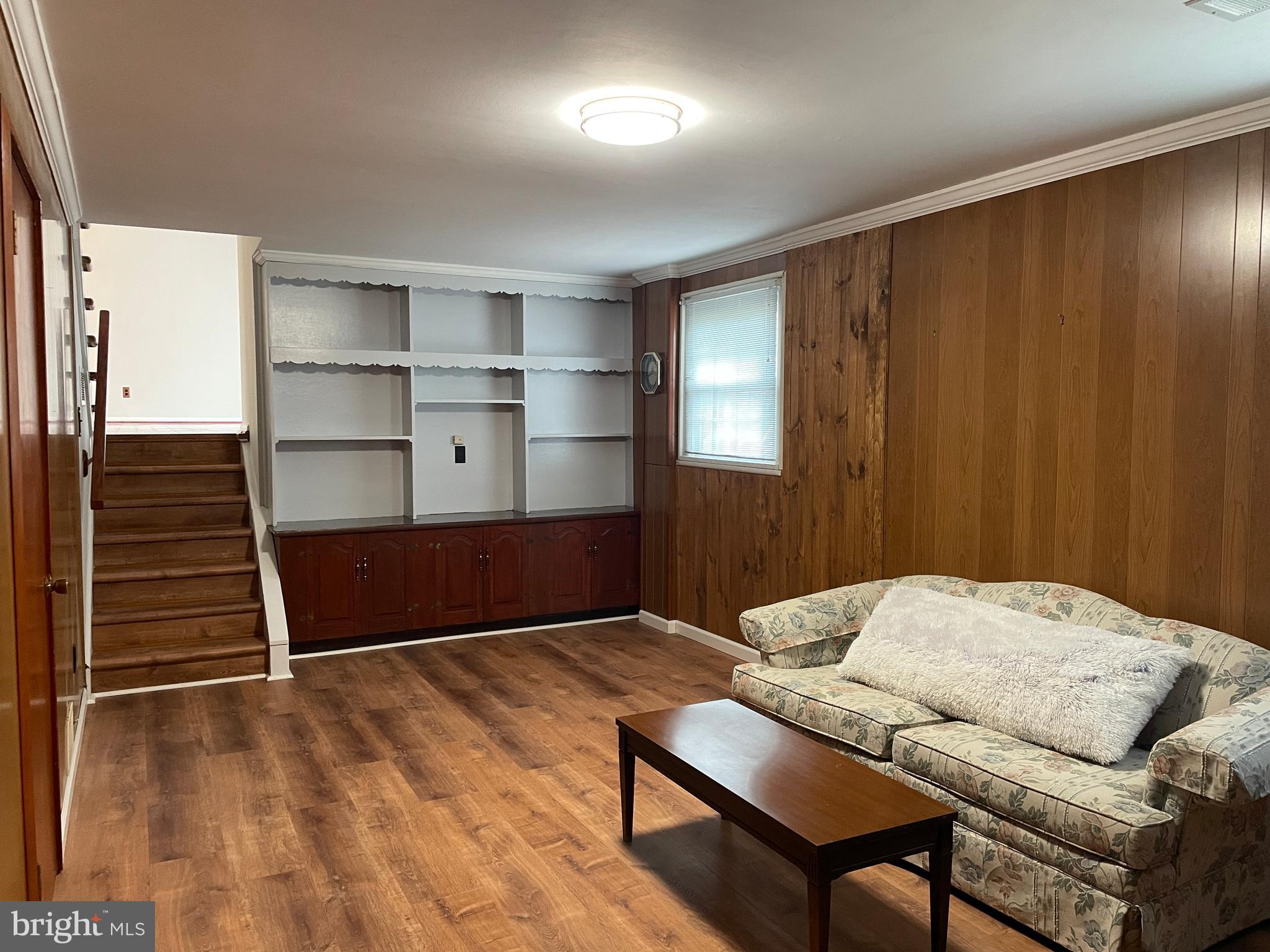 SUNNY RIDGE ESTATES - Residential Lease