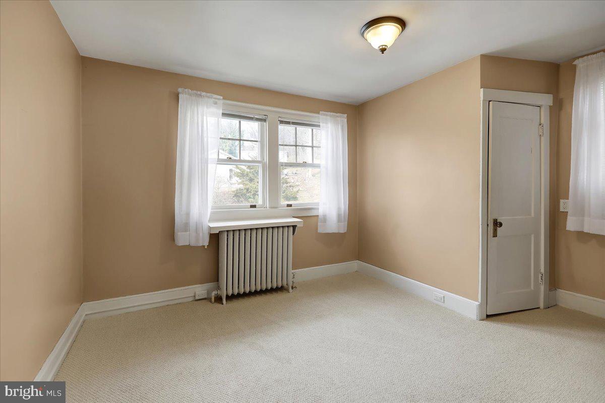 WYOMISSING HILLS - Residential