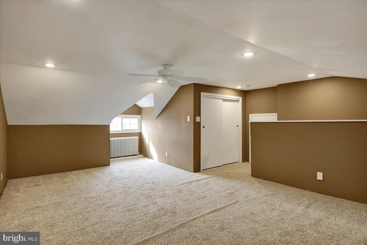 WYOMISSING HILLS - Residential