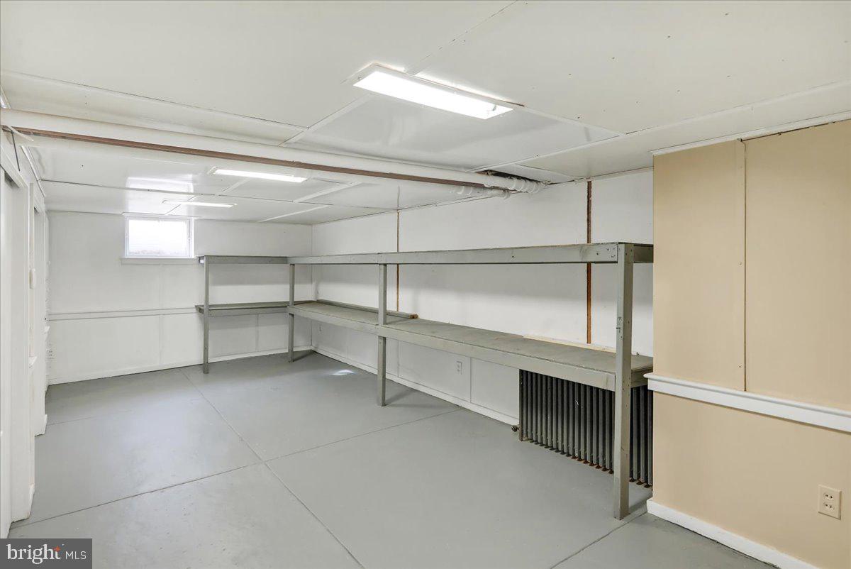 WYOMISSING HILLS - Residential