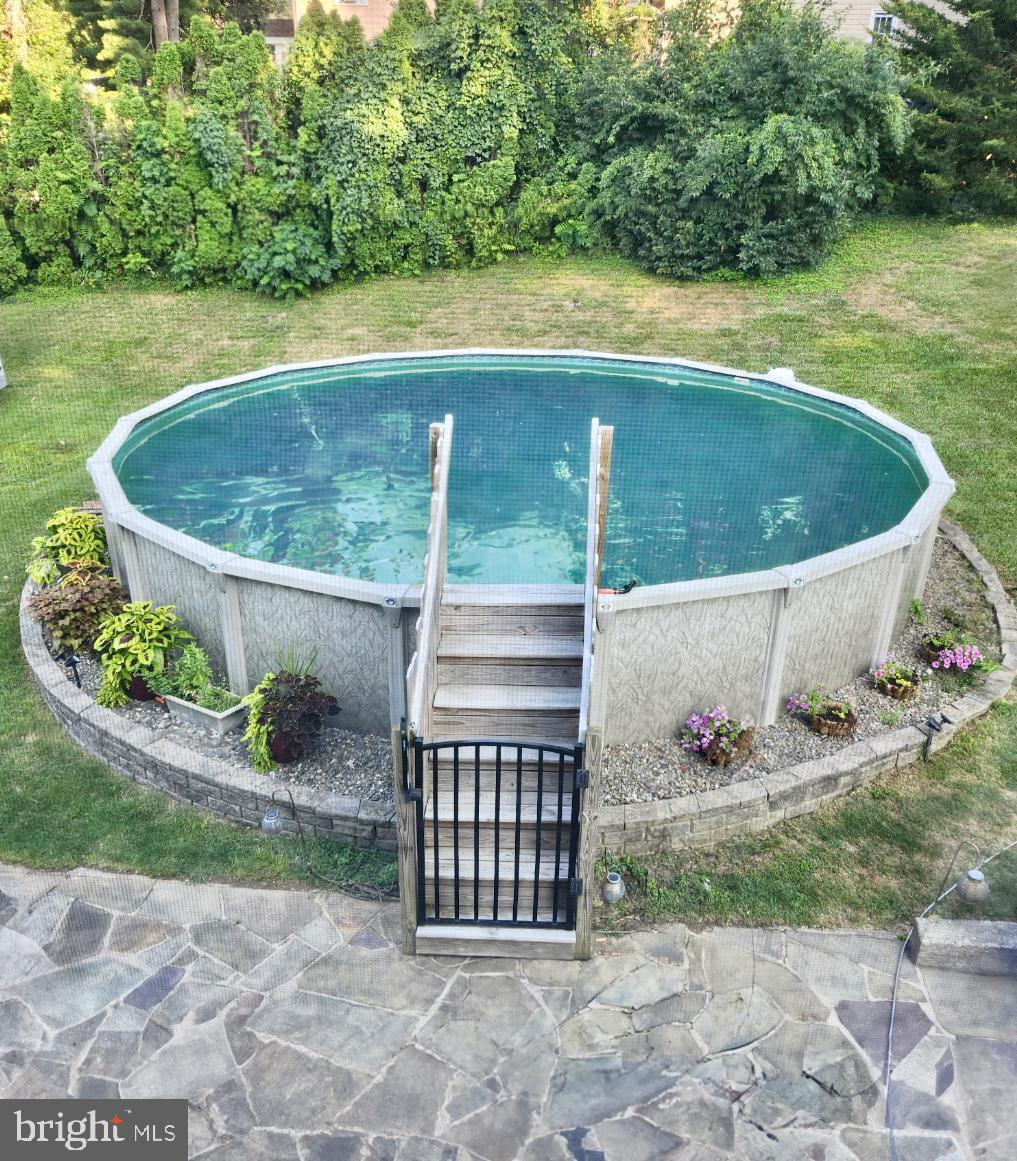 WYOMISSING HILLS - Residential