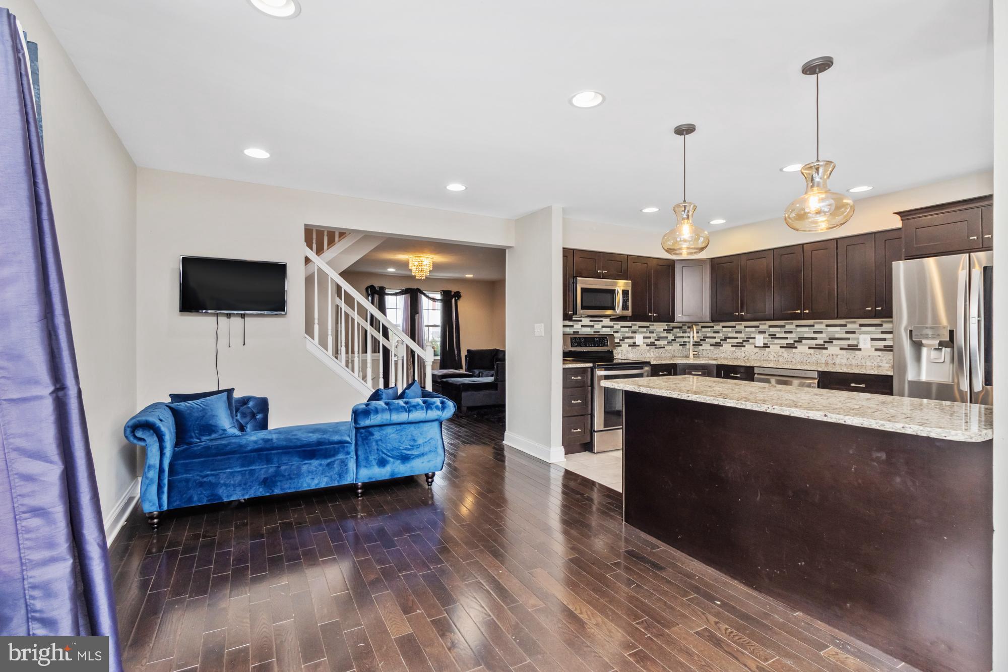 PARKVIEW TRAIL - Residential