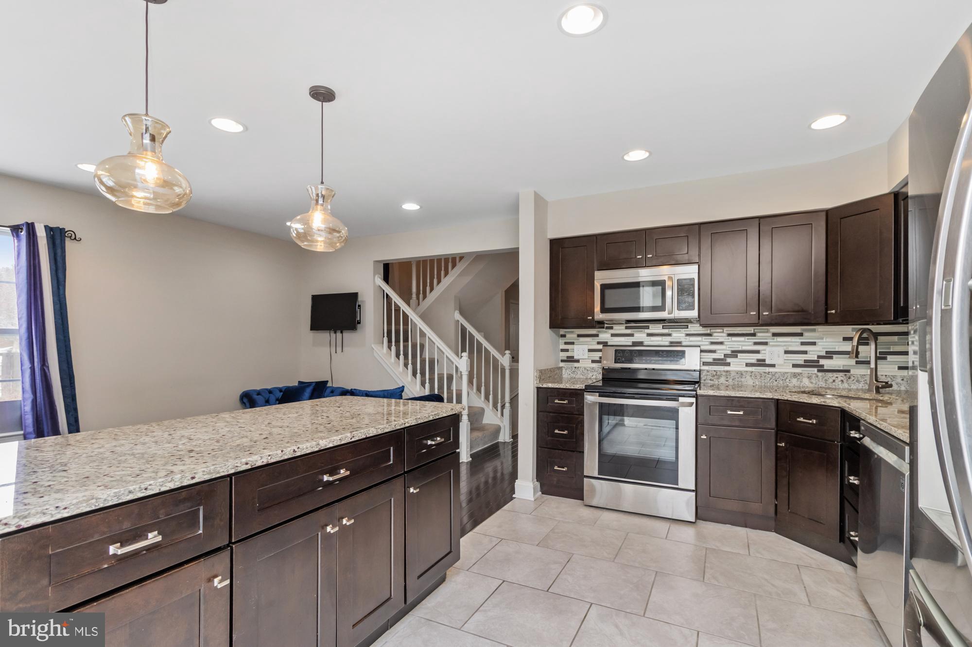 PARKVIEW TRAIL - Residential